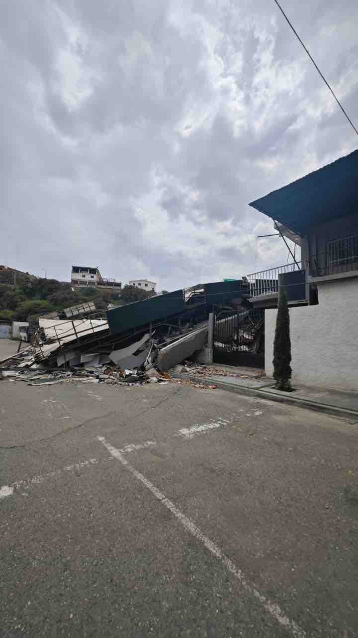 Devolver Esperanza:Reconstruccion Colegio San Jose campaign photo, 7 of 13