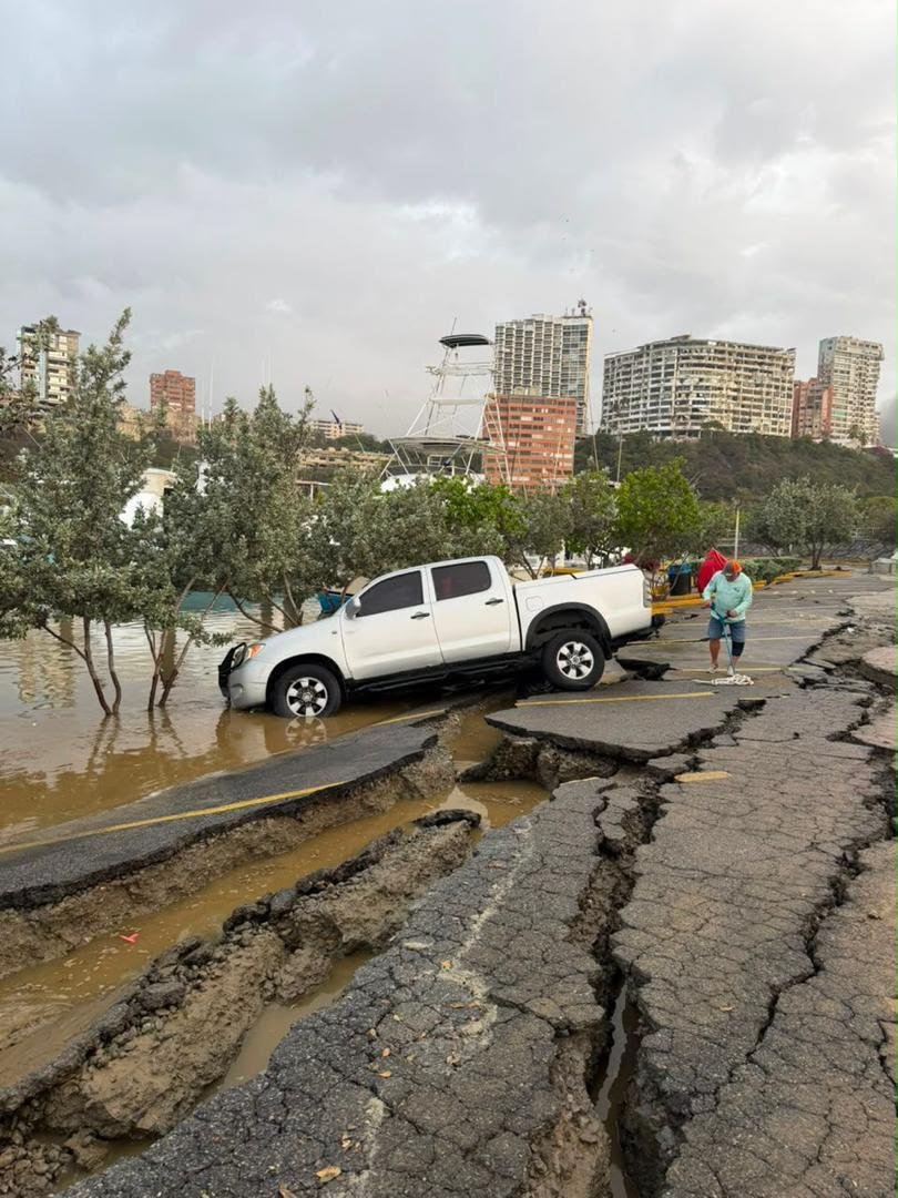 Help Venezuela Recover After 2 Devastating Earthquakes campaign photo, 2 of 8
