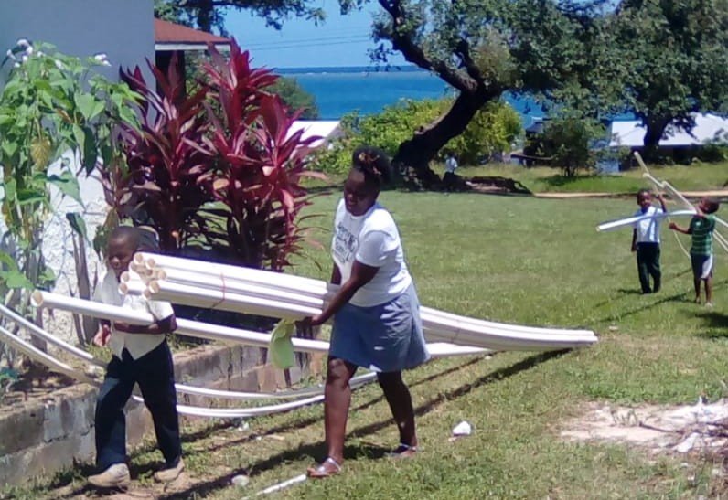 Help get water to the islanders of St. Helene, Honduras campaign photo, 7 of 8