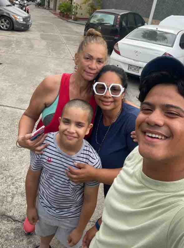 Support for Bryan’s Family & Community in Venezuela campaign photo, 5 of 8