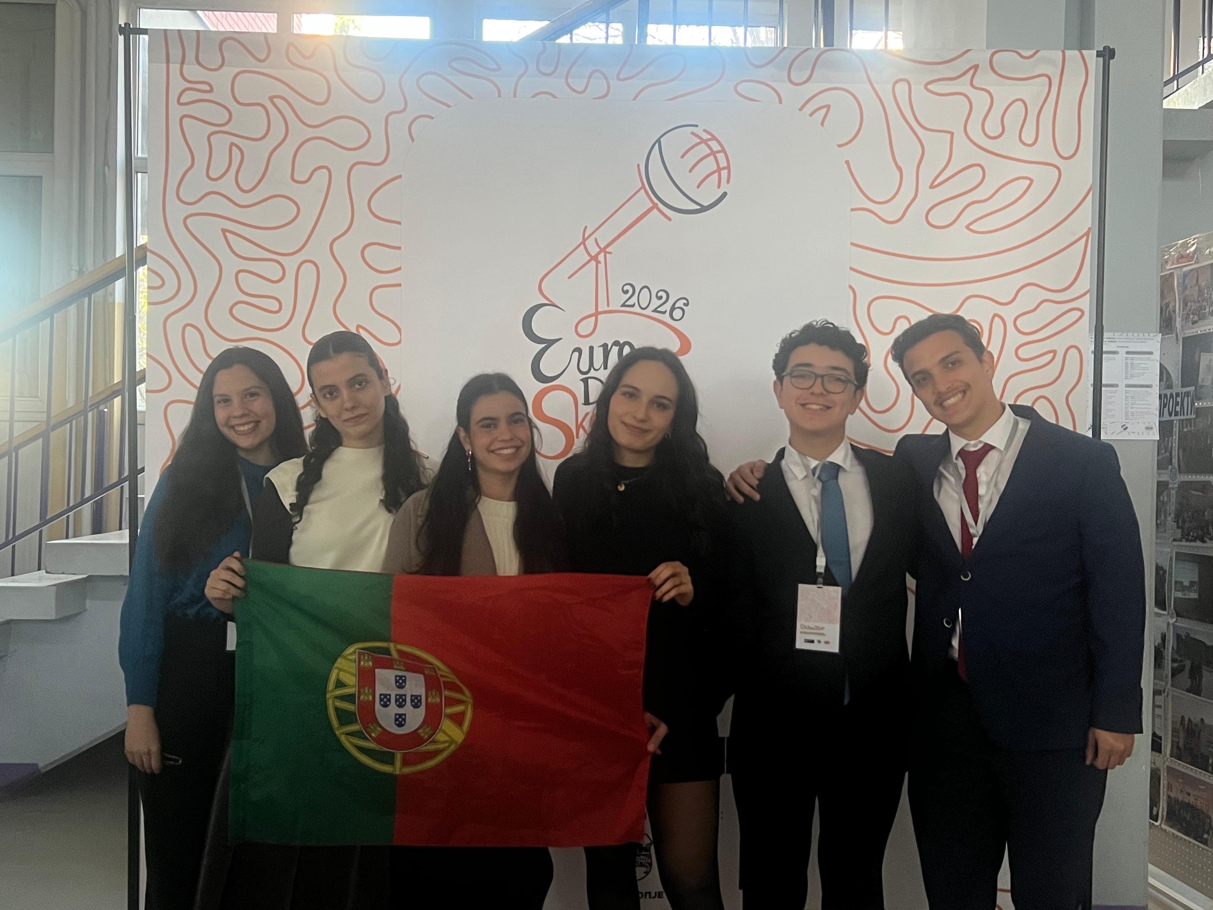 Foto da arrecadação Representar Portugal no Campeonato Mundial de Debate Escolar, 6 de 8