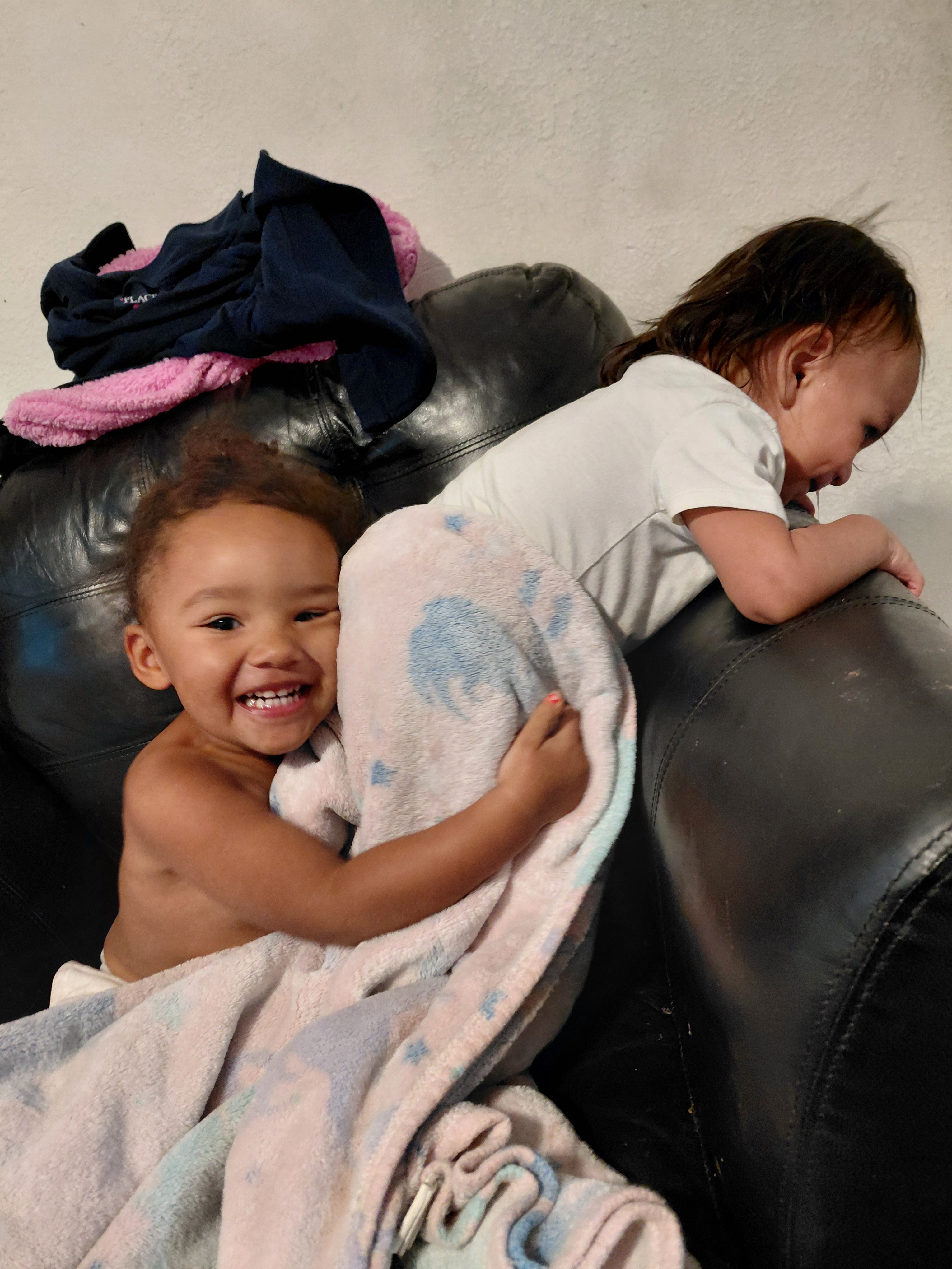 Help a Single Mom Keep Her Family Safe campaign photo, 6 of 9