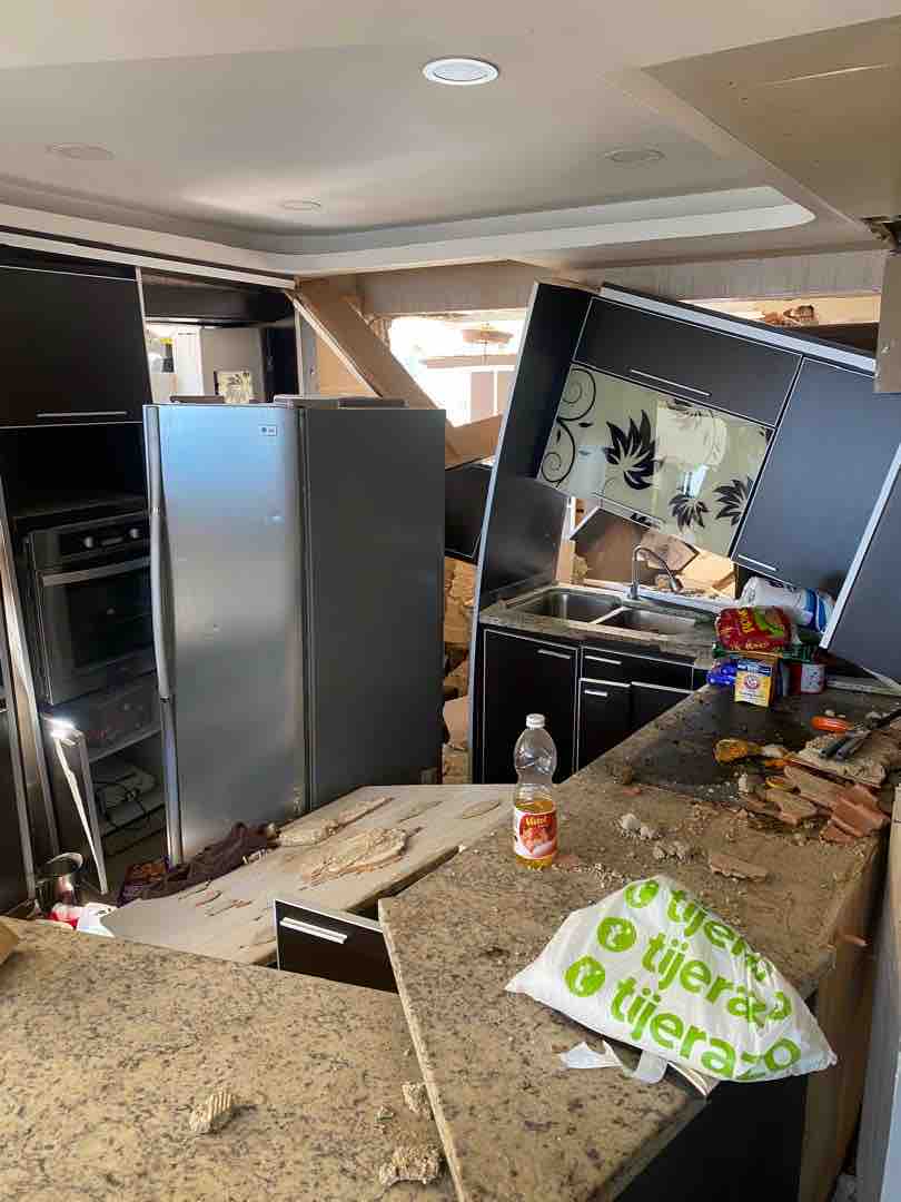 Mi familia perdió su hogar tras el terremoto en Venezuela campaign photo, 7 of 10