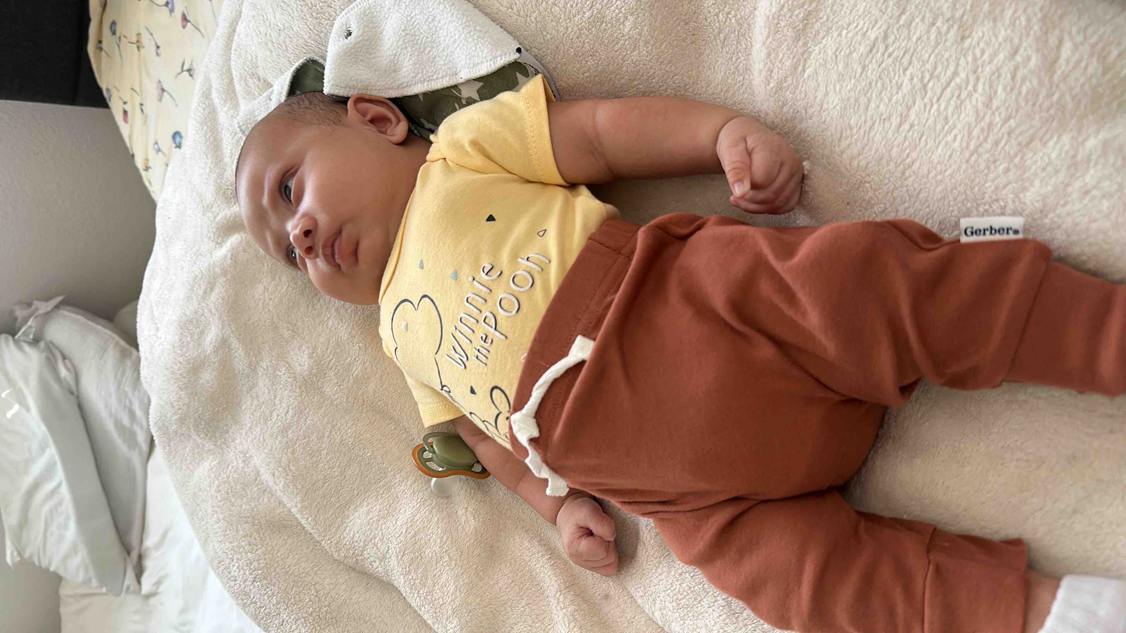 Help a mother of four who got detained by ice campaign photo, 2 of 5