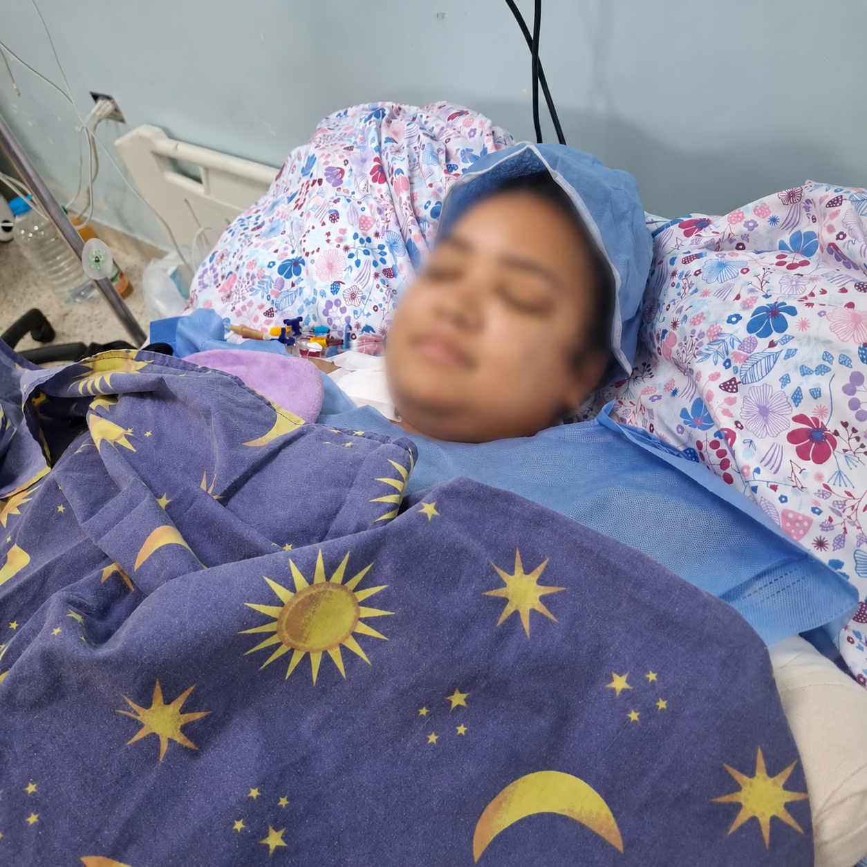 Sé la esperanza de Jessi tras el terremoto en Venezuela campaign photo, 4 of 8