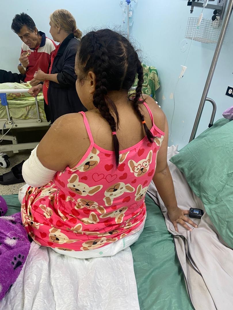 Sé la esperanza de Jessi tras el terremoto en Venezuela campaign photo, 6 of 8