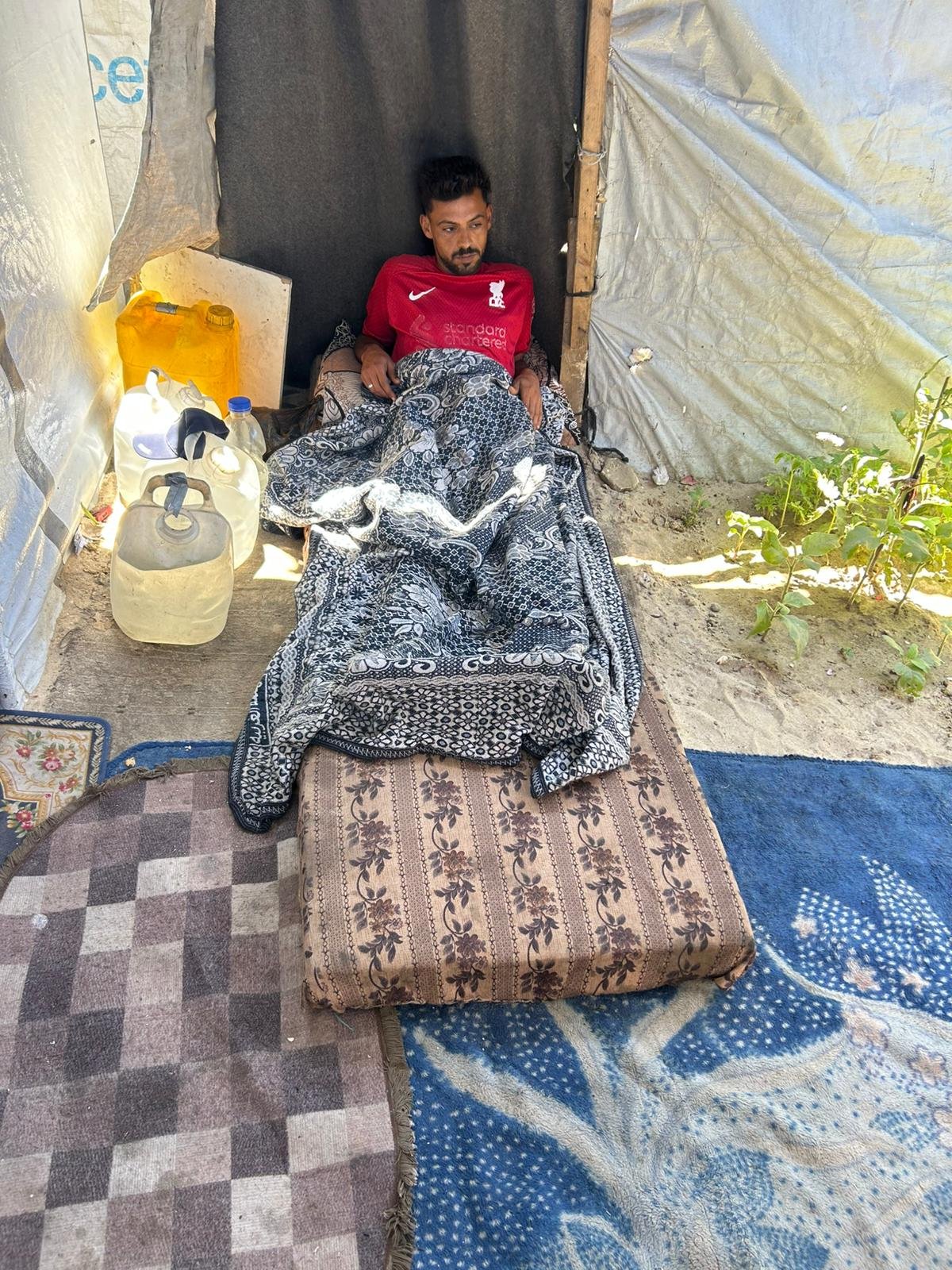 Support Mostafa and his Parents in Gaza campaign photo, 2 of 5