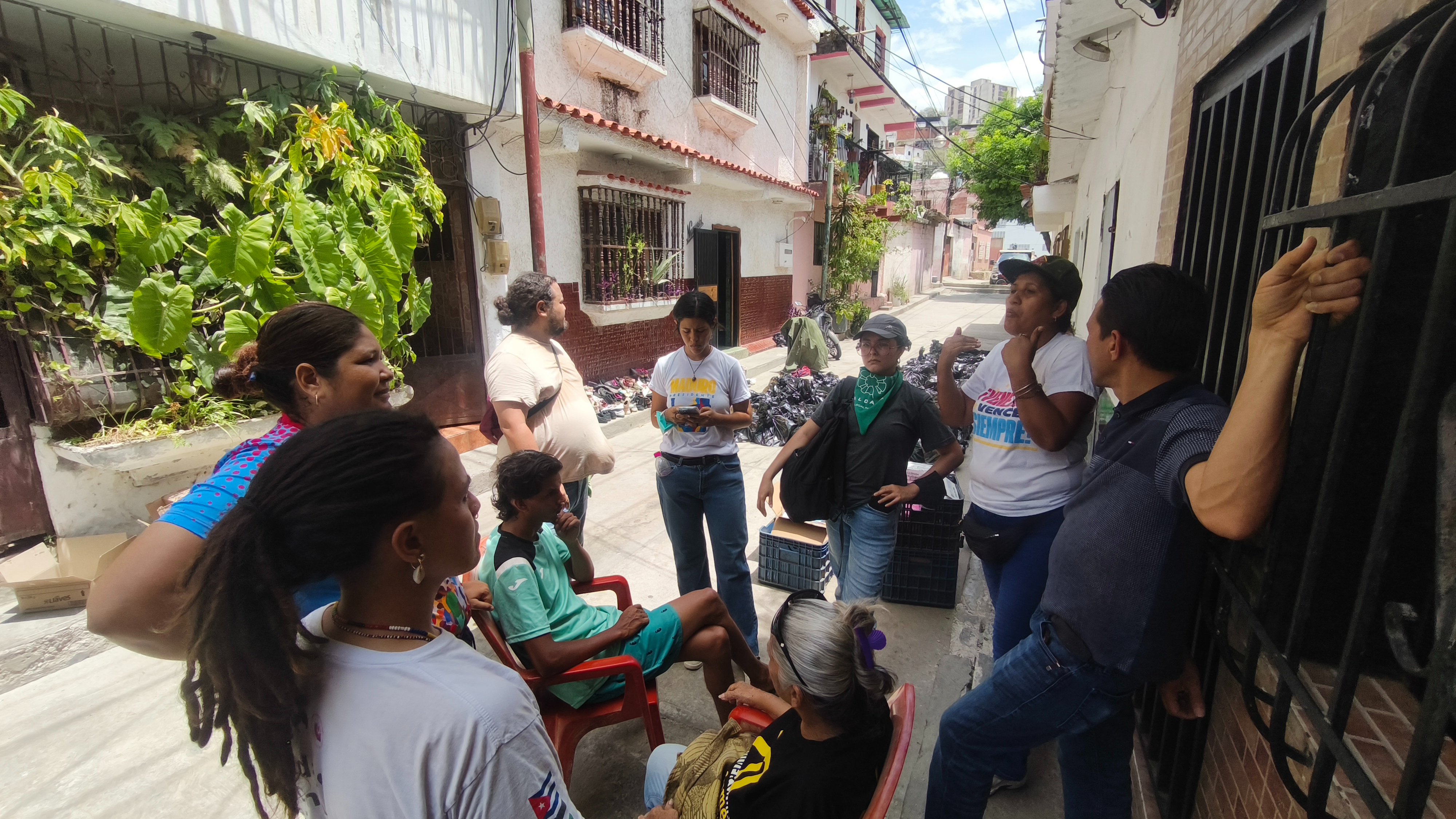 Recaudación Solidaria con Venezuela ante los terremotos campaign photo, 2 of 7