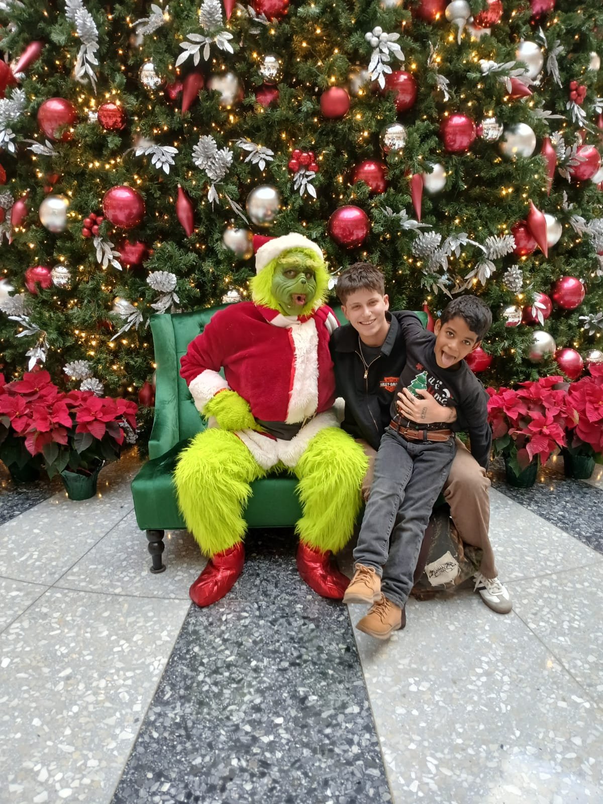 Help My Family Recover from the recent Venezuela Earthquake campaign photo, 5 of 6