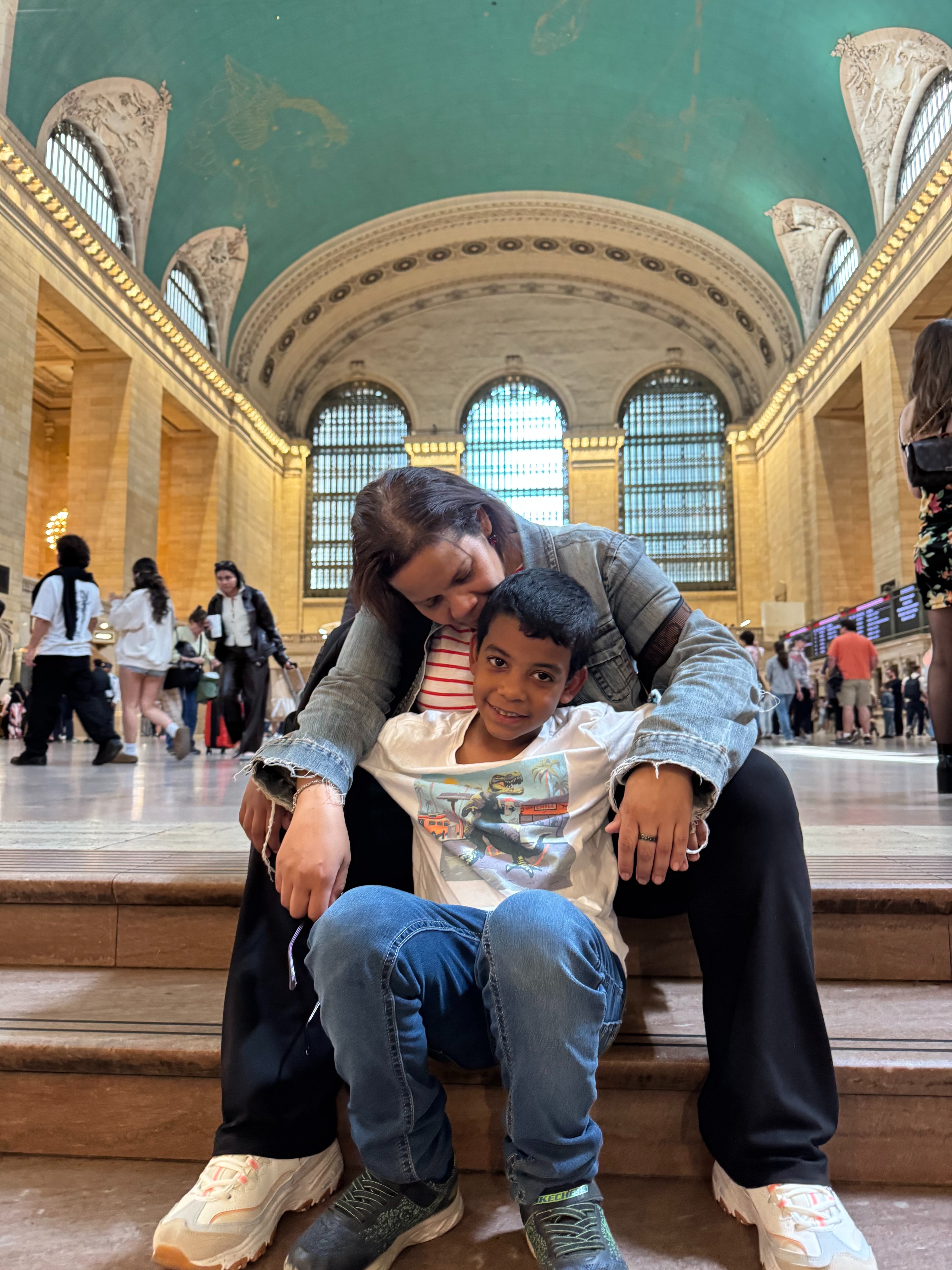 Help My Family Recover from the recent Venezuela Earthquake campaign photo, 2 of 6