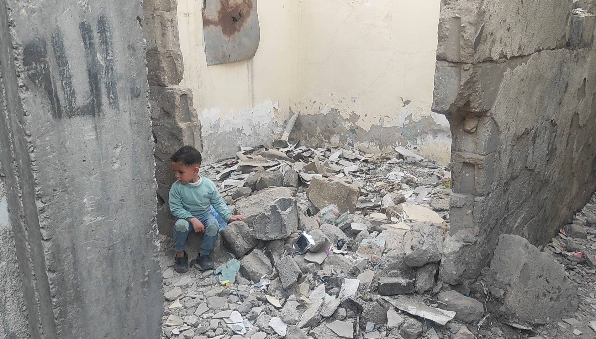 Areen: A Child in Gaza Living a Life Without Childhood campaign photo, 2 of 4