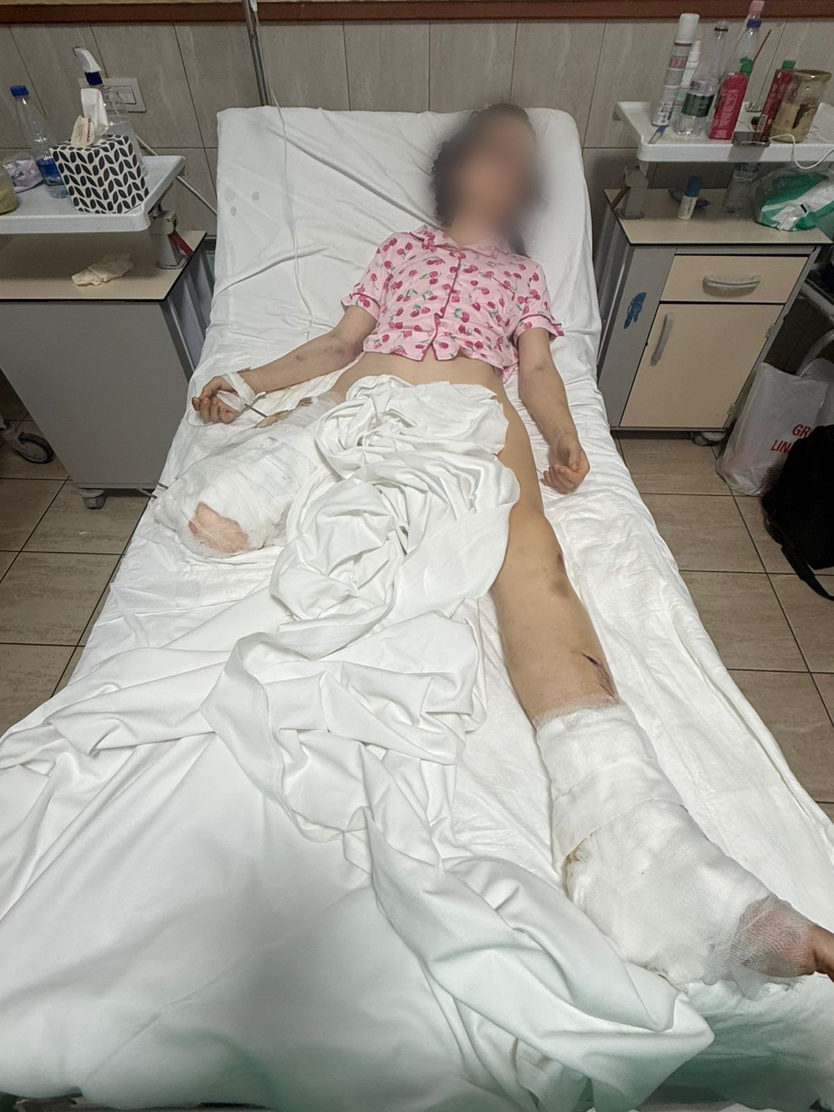Urgent Medical Expenses for my sister and mom campaign photo, 2 of 8