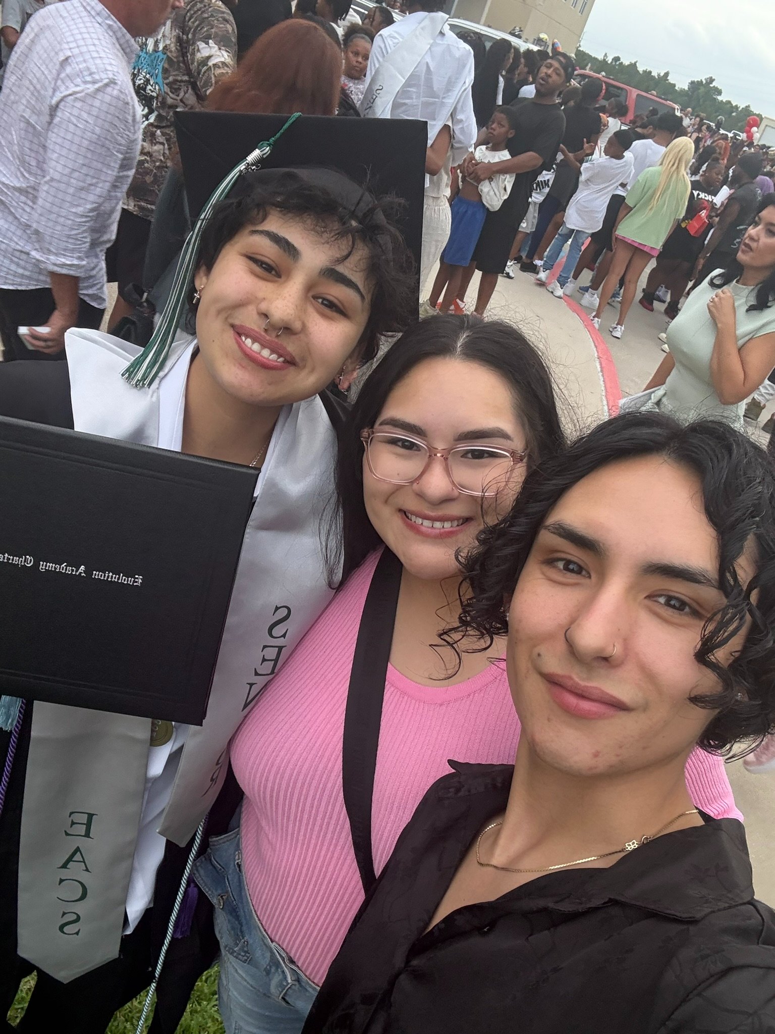 Help Noemi Fight for Her Future campaign photo, 5 of 8