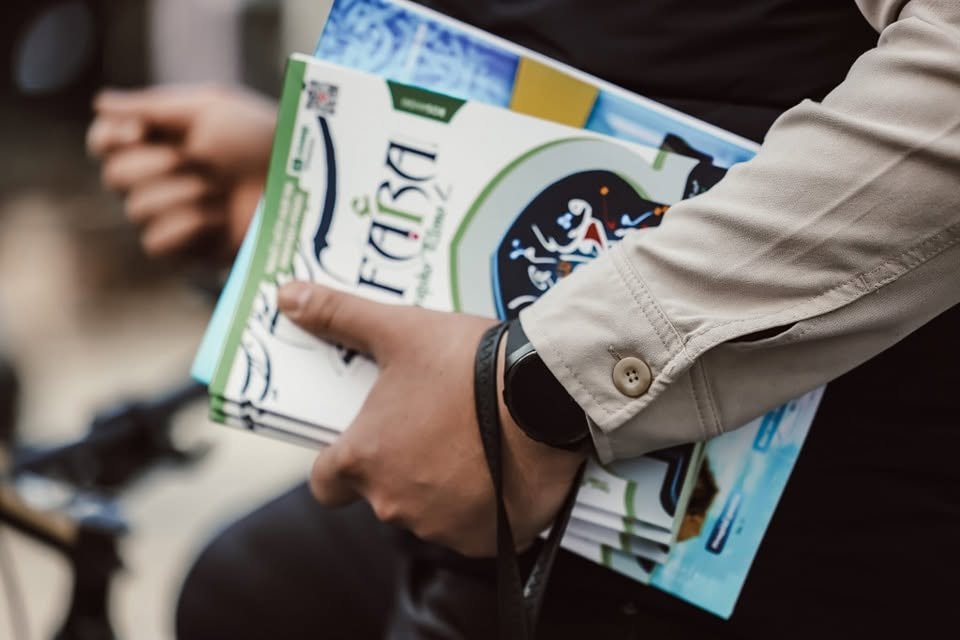 Kampagnen-Foto für Hilf uns, 10.000 Sufara-Bücher kostenlos zu verteilen, 6 von 8