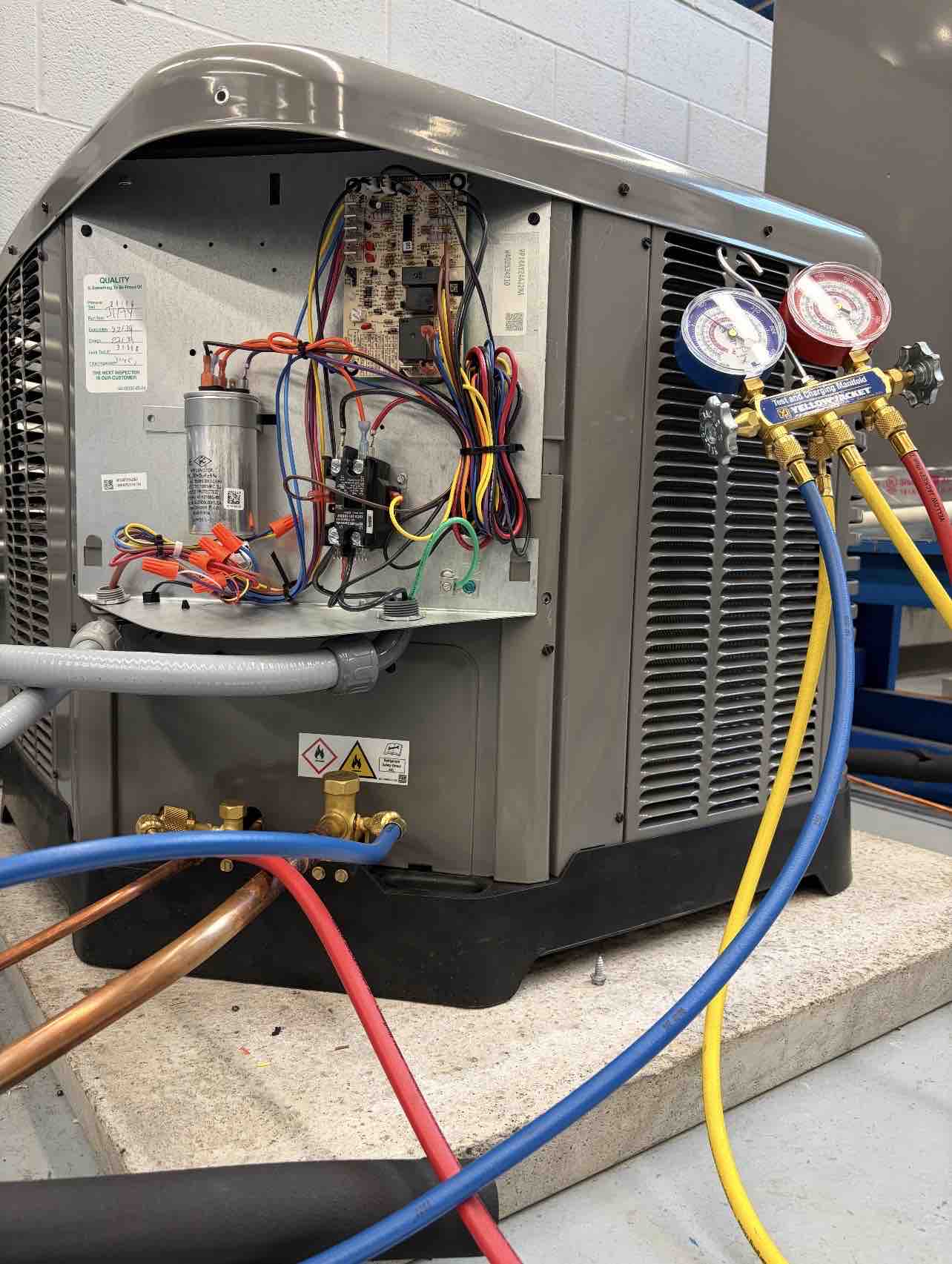 Photo de la campagne Help Frida Launch Her HVAC Career, 2 sur 5