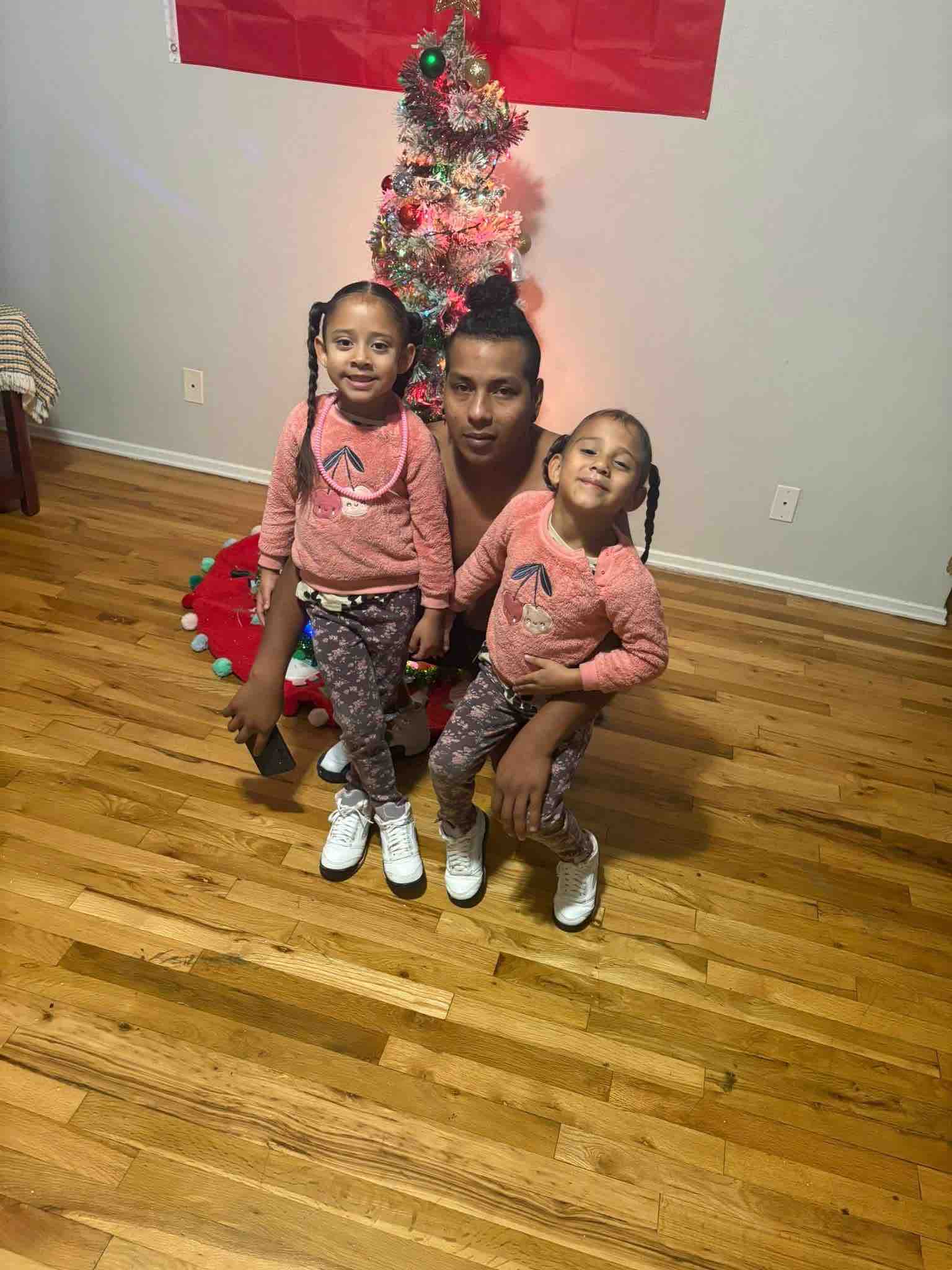 Help Miraida Fight for Her Brother's Freedom campaign photo, 10 of 12