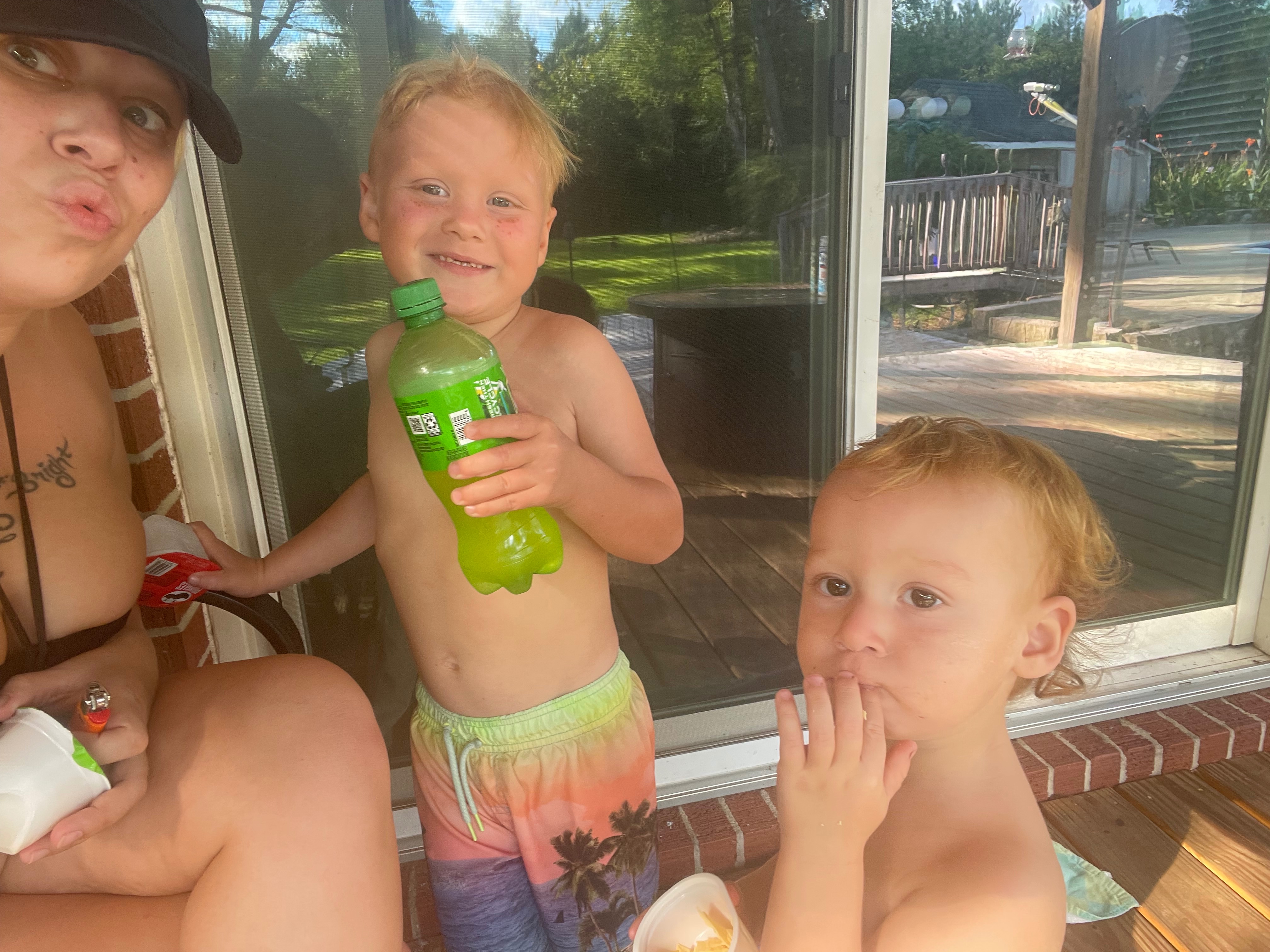 Help Christian Recover and Be Able To Support Her Children campaign photo, 5 of 6