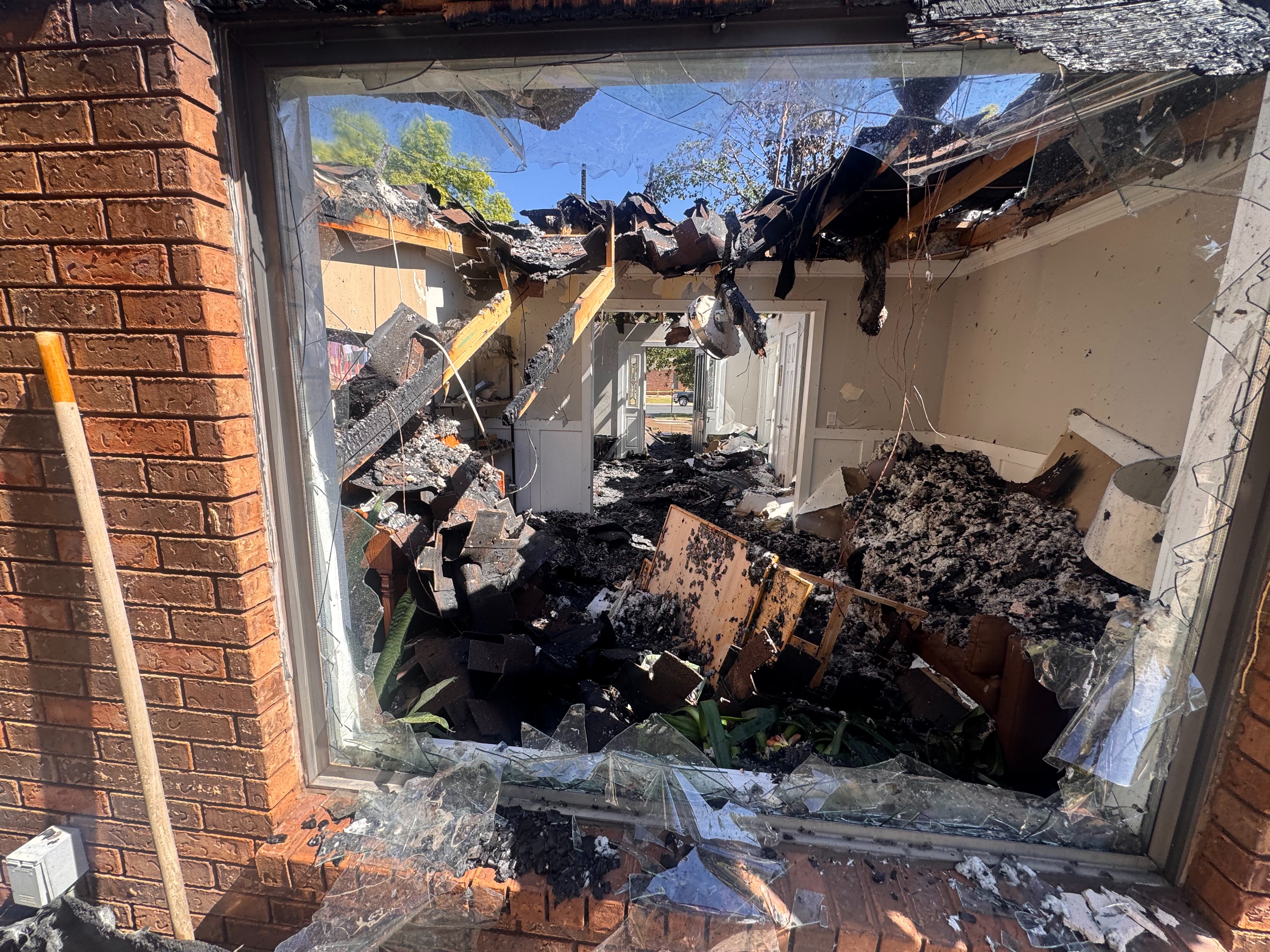 Help Rob & Hailee's Family Rebuild After Fire campaign photo, 2 of 8