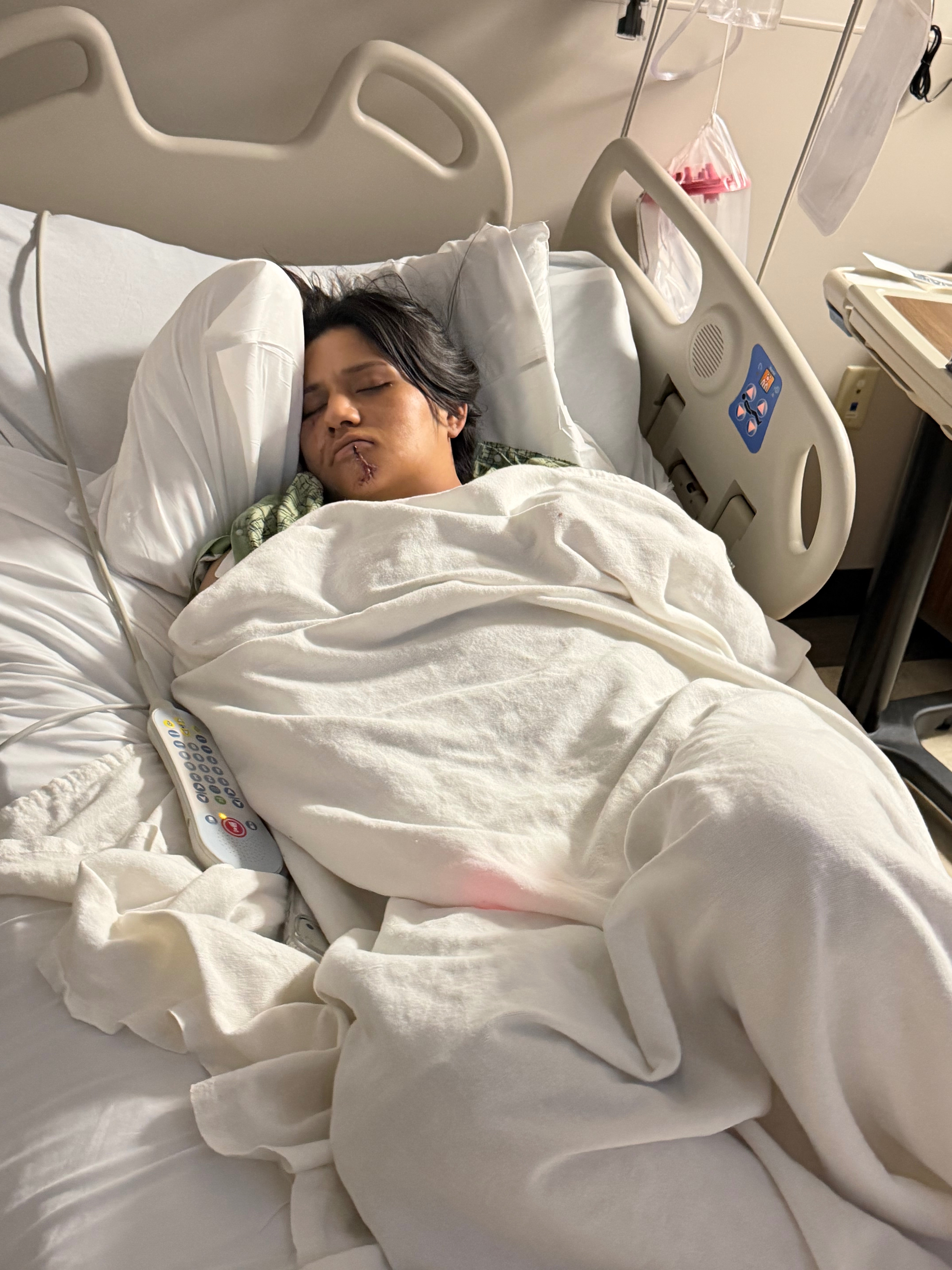 Support Veronica and Family After Tragic Accident campaign photo, 2 of 8