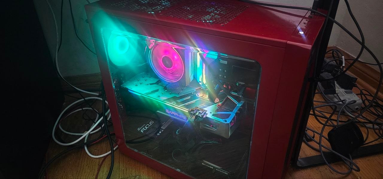 Help Scarfy replace his PC! campaign photo, 2 of 5