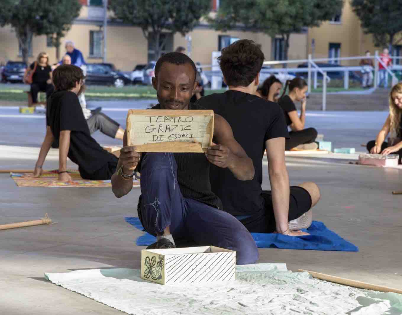 SOSTIENI LA RASSEGNA SOLIDALISCENE - DIROMPENTI TEATRI   campaign photo, 6 of 8