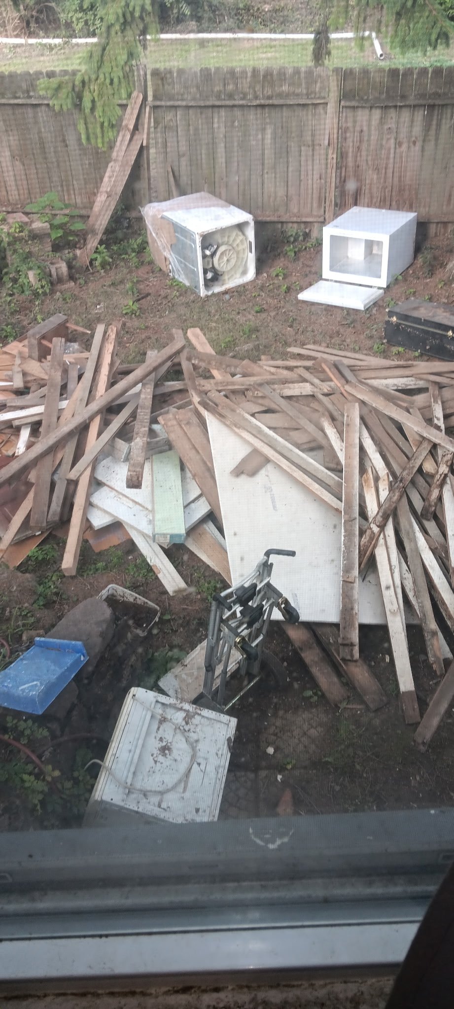 Help Celly & Cat Recover From Flooding & More campaign photo, 5 of 6