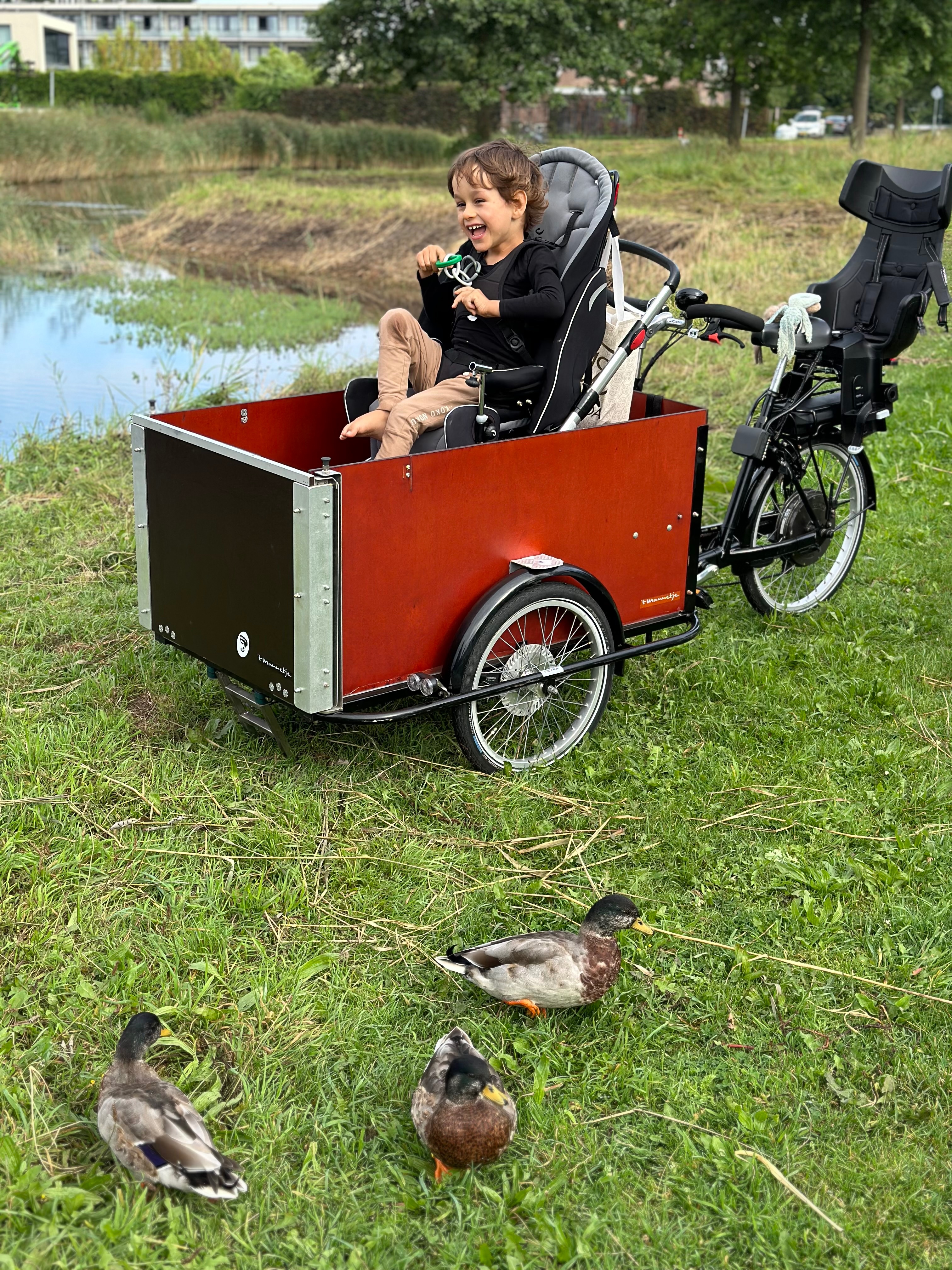 Help Ravi aan een rolstoelbus ❤️ campaign photo, 5 of 8