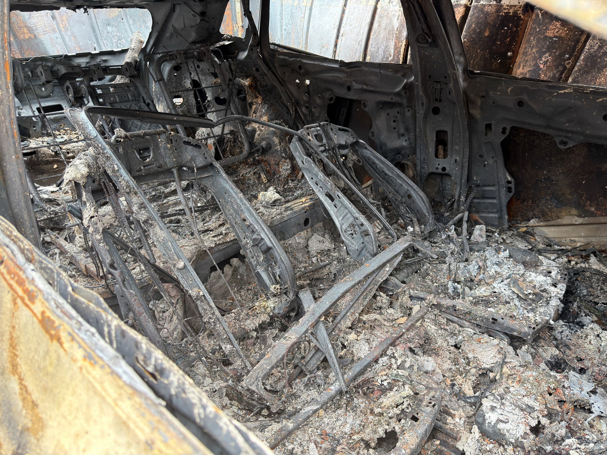 Help a Kyiv Family Rebuild After Two Russian Missile Attacks campaign photo, 6 of 8