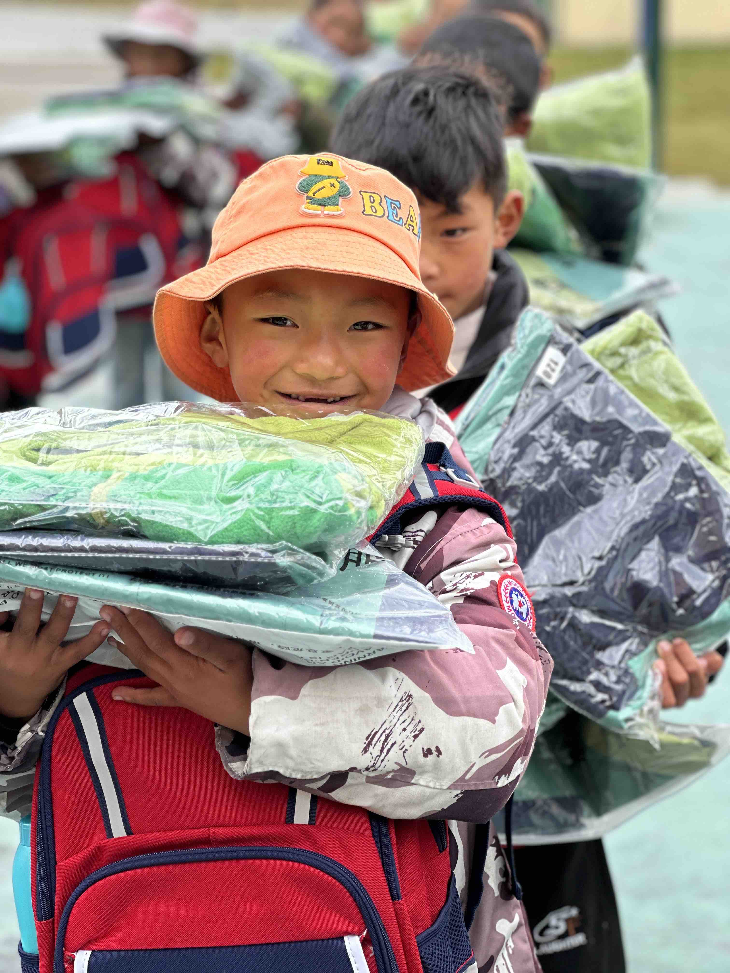 Warm Coats and Supplies for 651 Tibetan Plateau Kids campaign photo, 4 of 13
