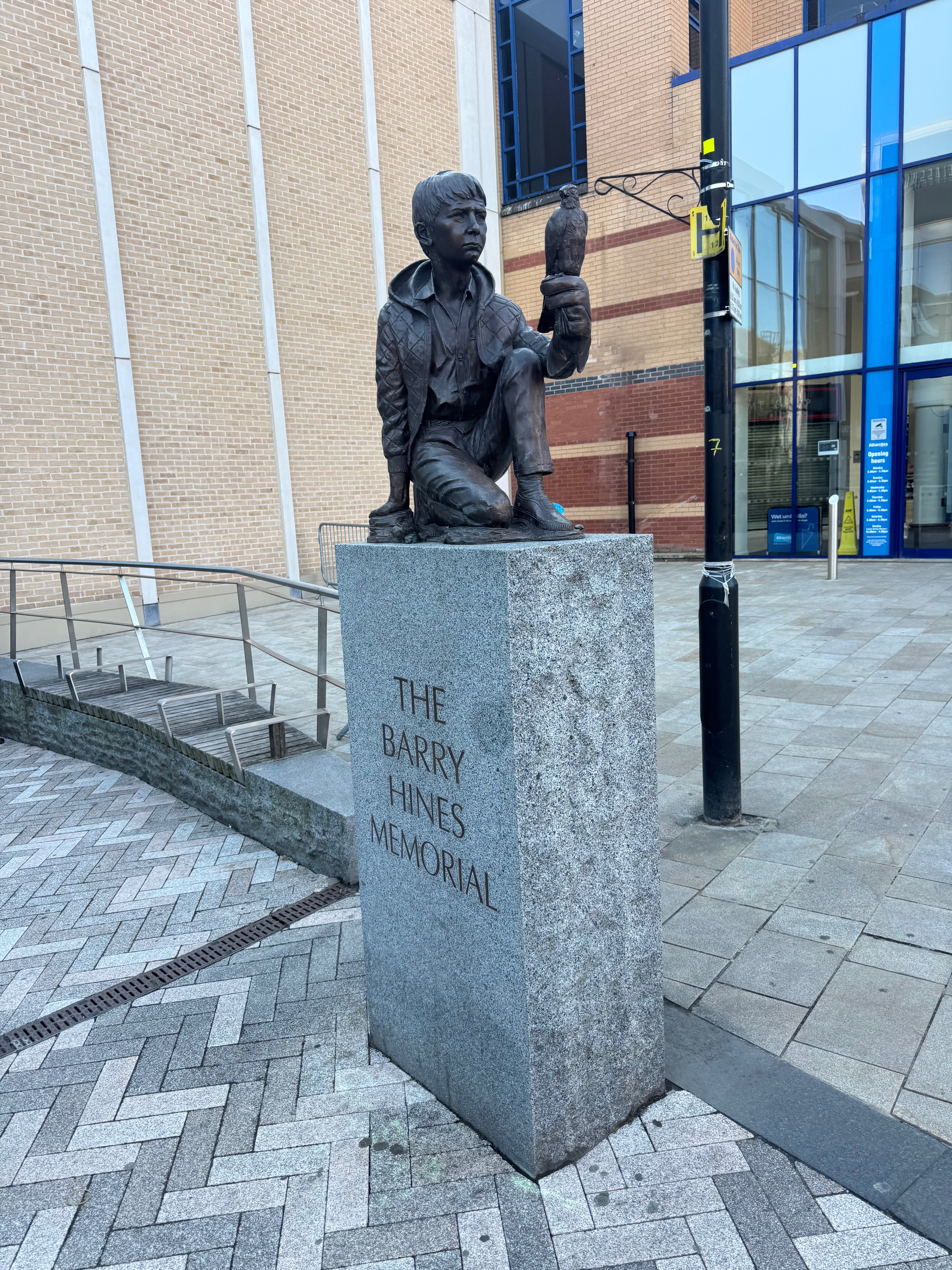 Send Billy Casper to Leicester Square, London! campaign photo, 2 of 7