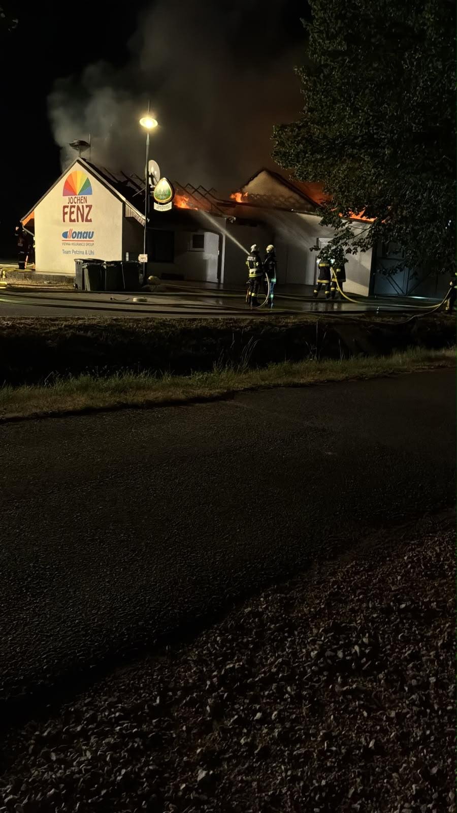 Kampagnen-Foto für Nach der Brandkatastrophe: Gemeinsam für den UFC Gaubitsch!, 2 von 8