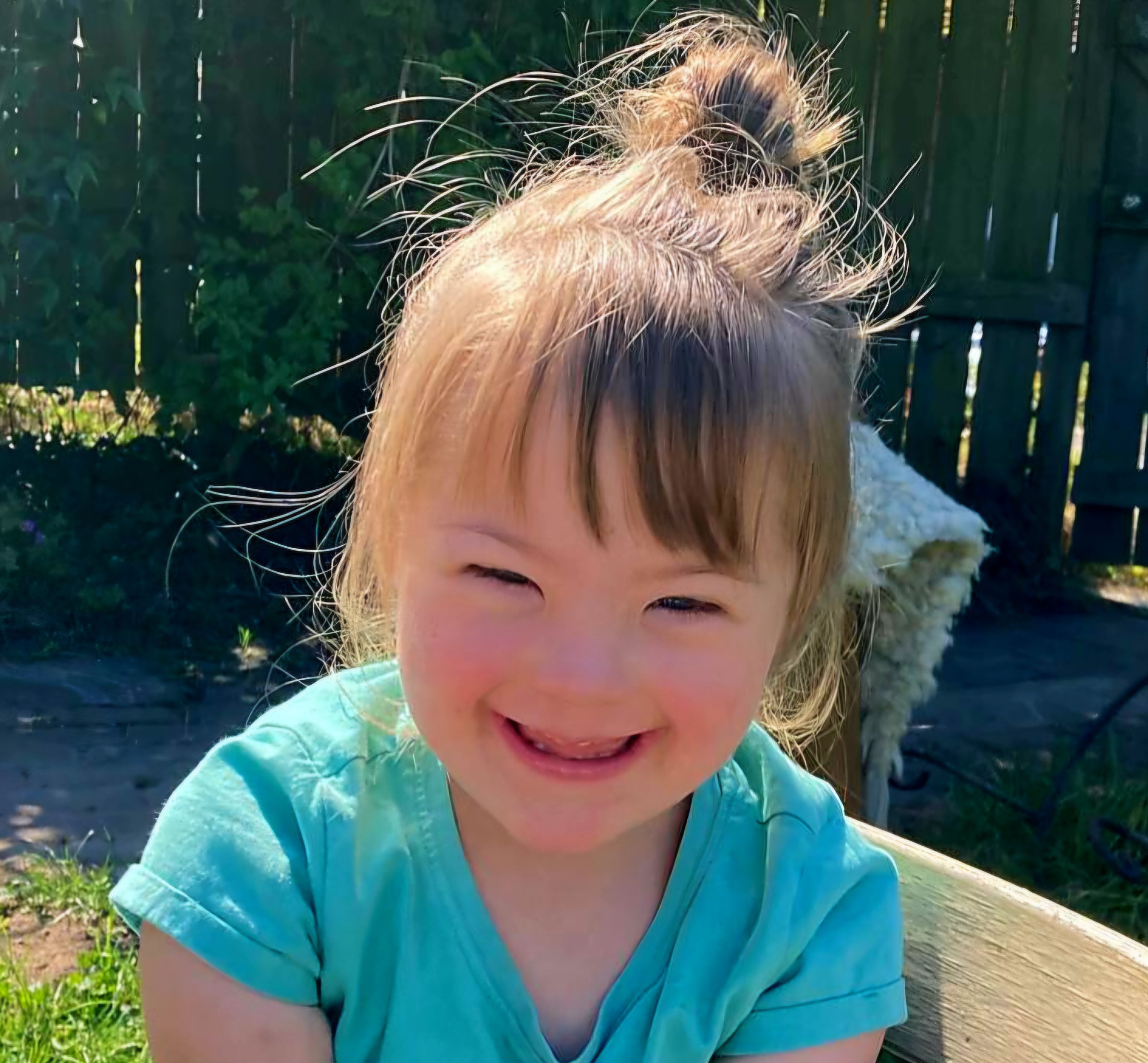 Raising funds for Sula May's 1:1 helper campaign photo, 4 of 5