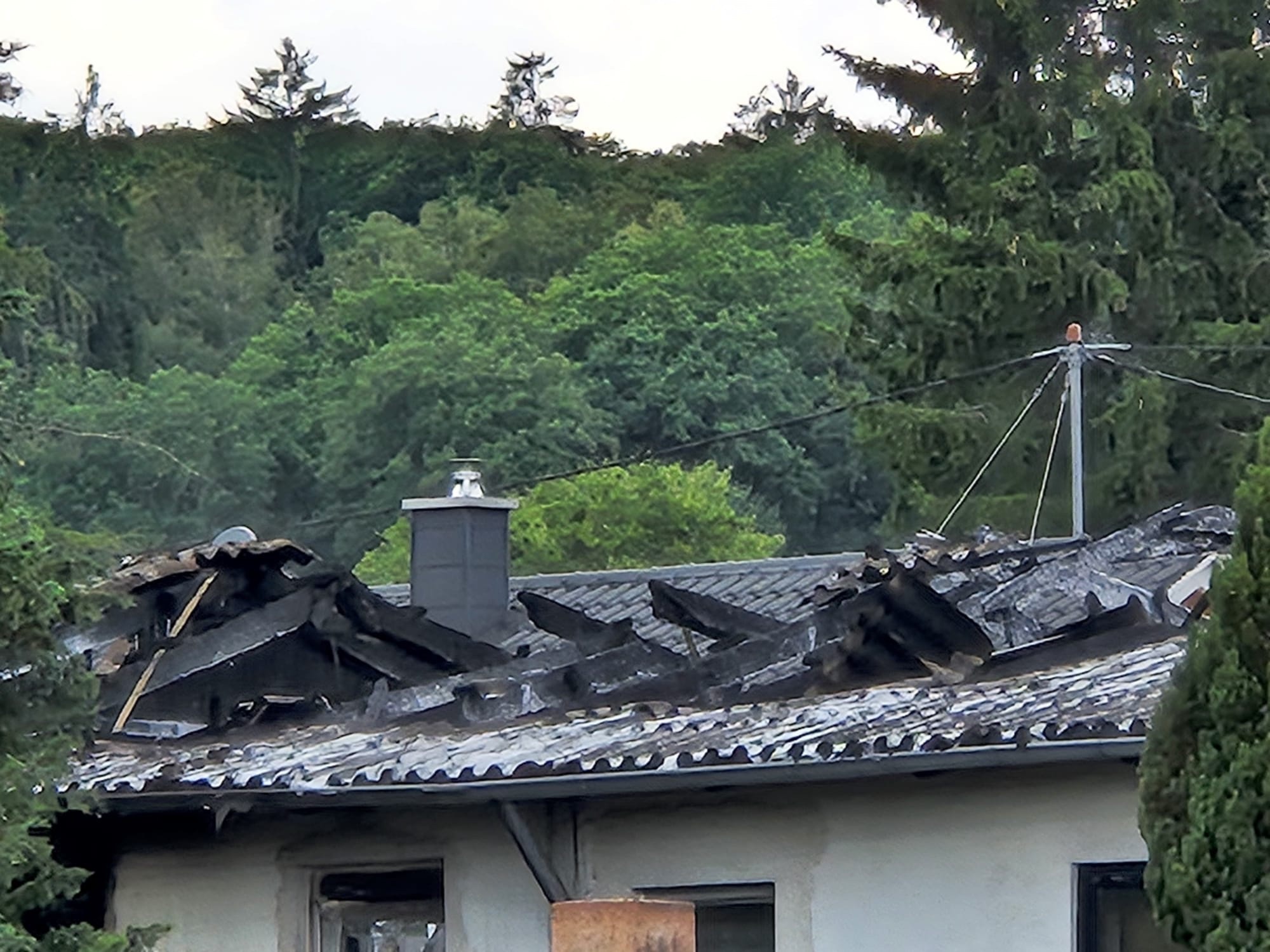 Nach dem Hausbrand: Bitte helft meiner Oma beim Neuanfang campaign photo, 4 of 7
