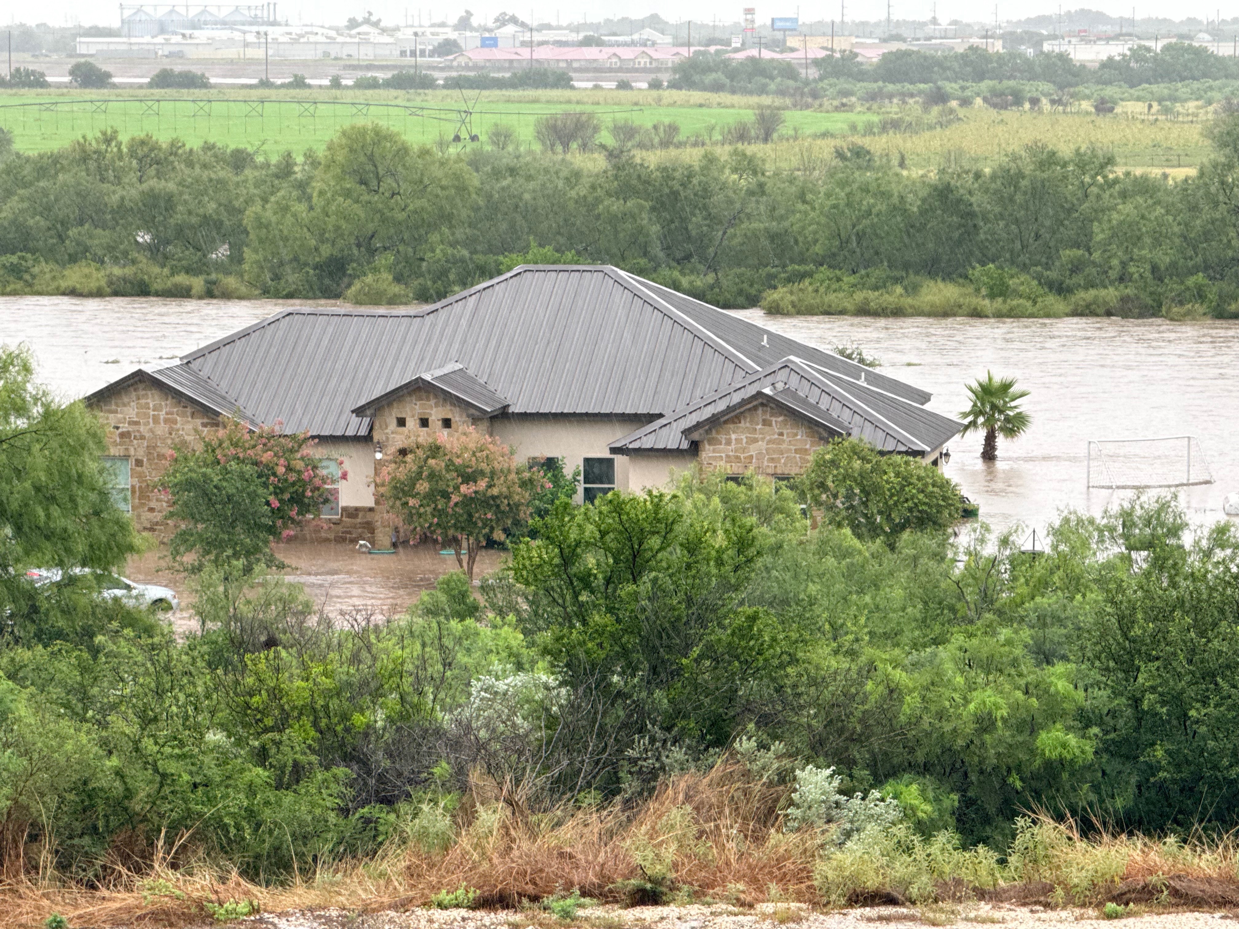 Help The Albarado Family Recover After Flood Damages campaign photo, 5 of 8