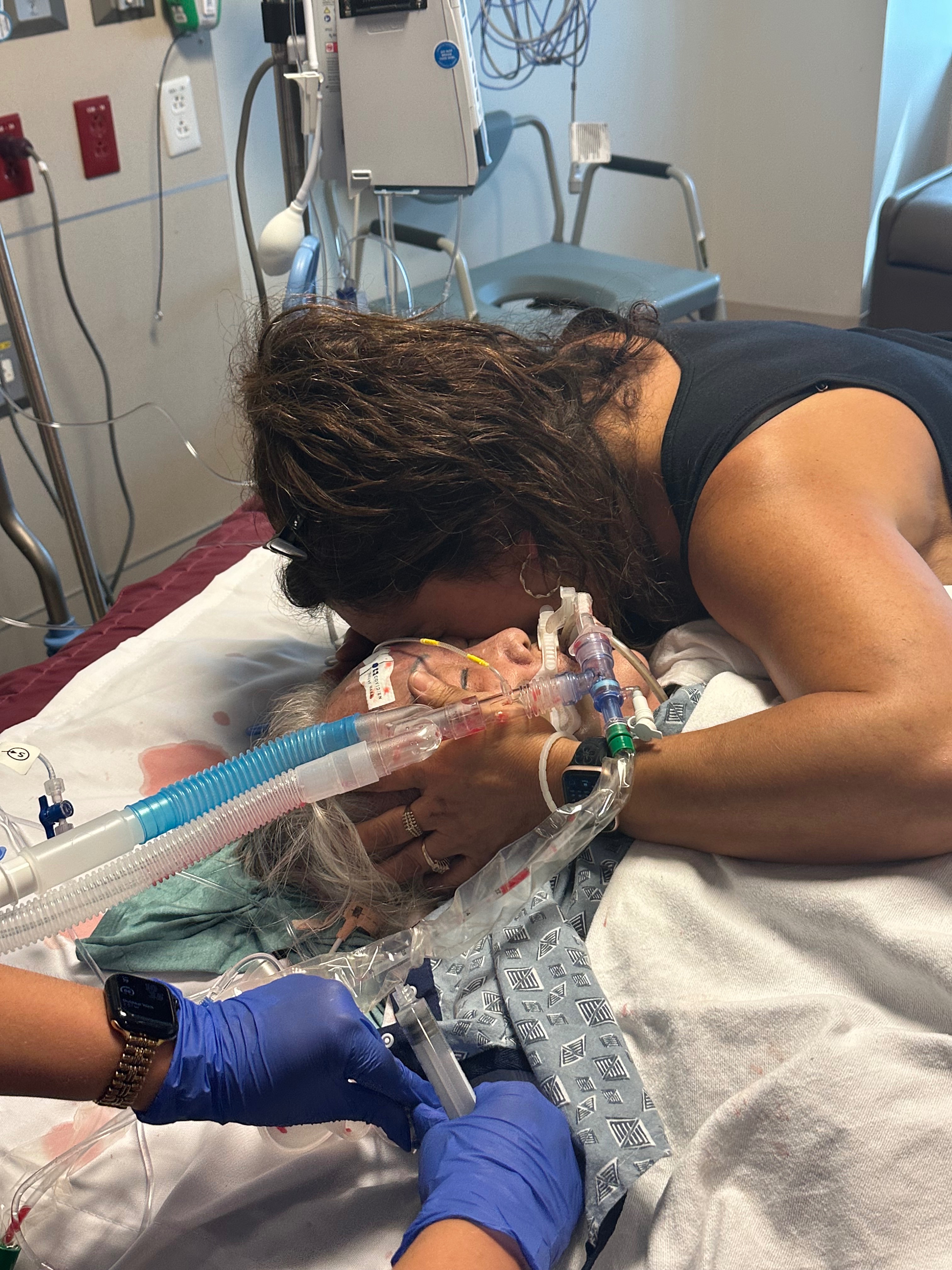 Support the Riffee Family After Tragic Fire campaign photo, 5 of 8