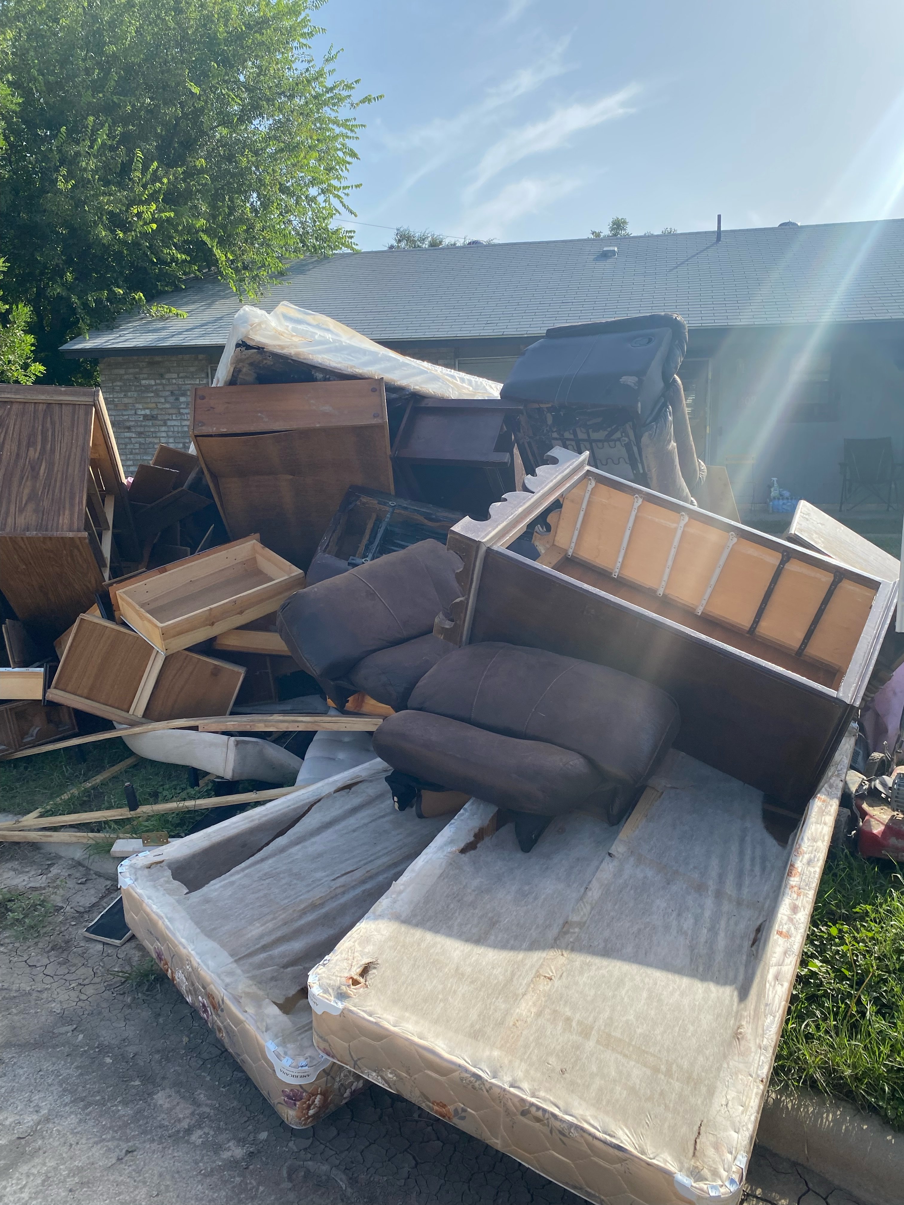 Help Yolanda's Family Recover from Uvalde Flood campaign photo, 5 of 6