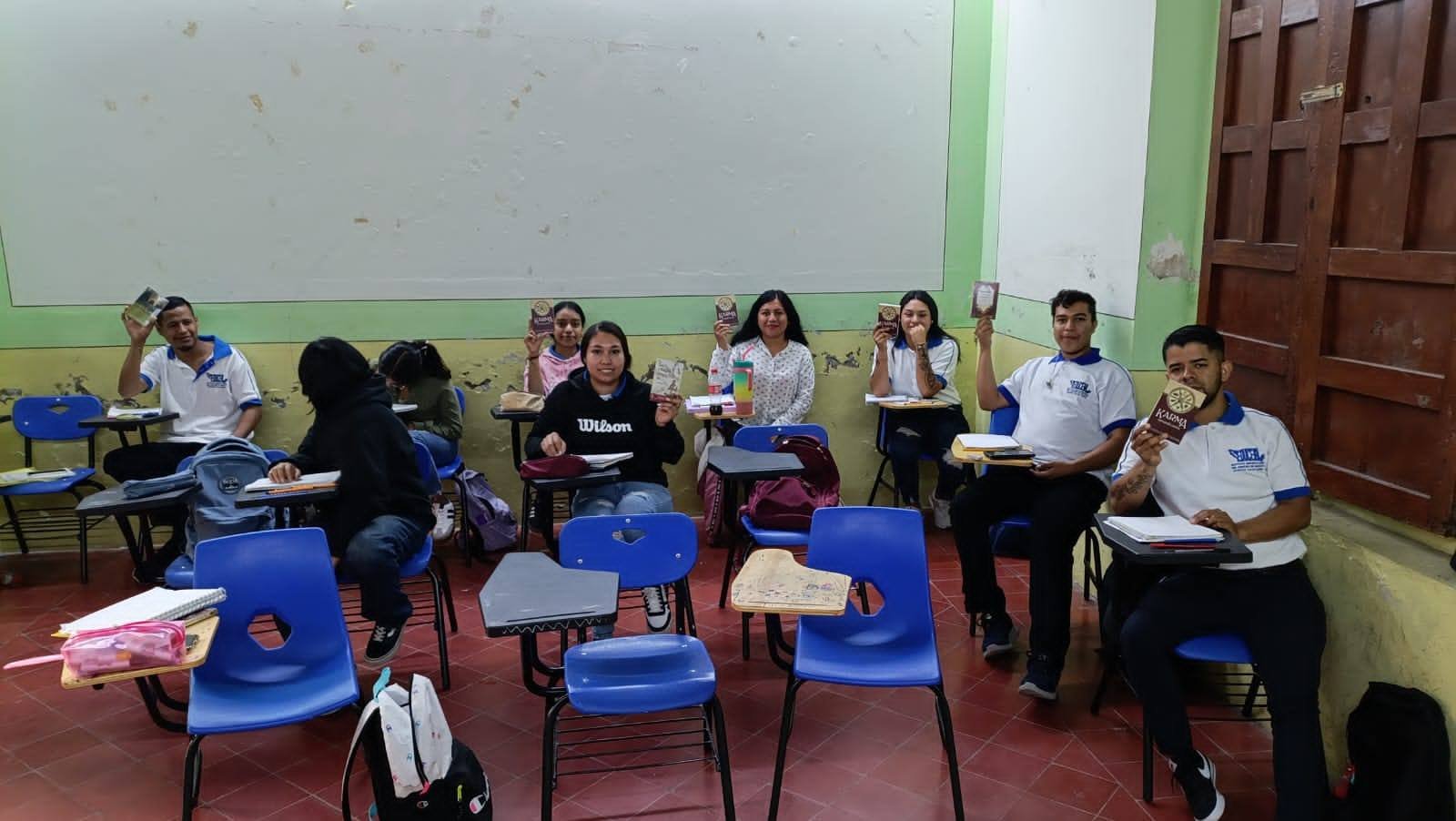 Transformando vidas con lectura y bienestar emocional campaign photo, 2 of 8