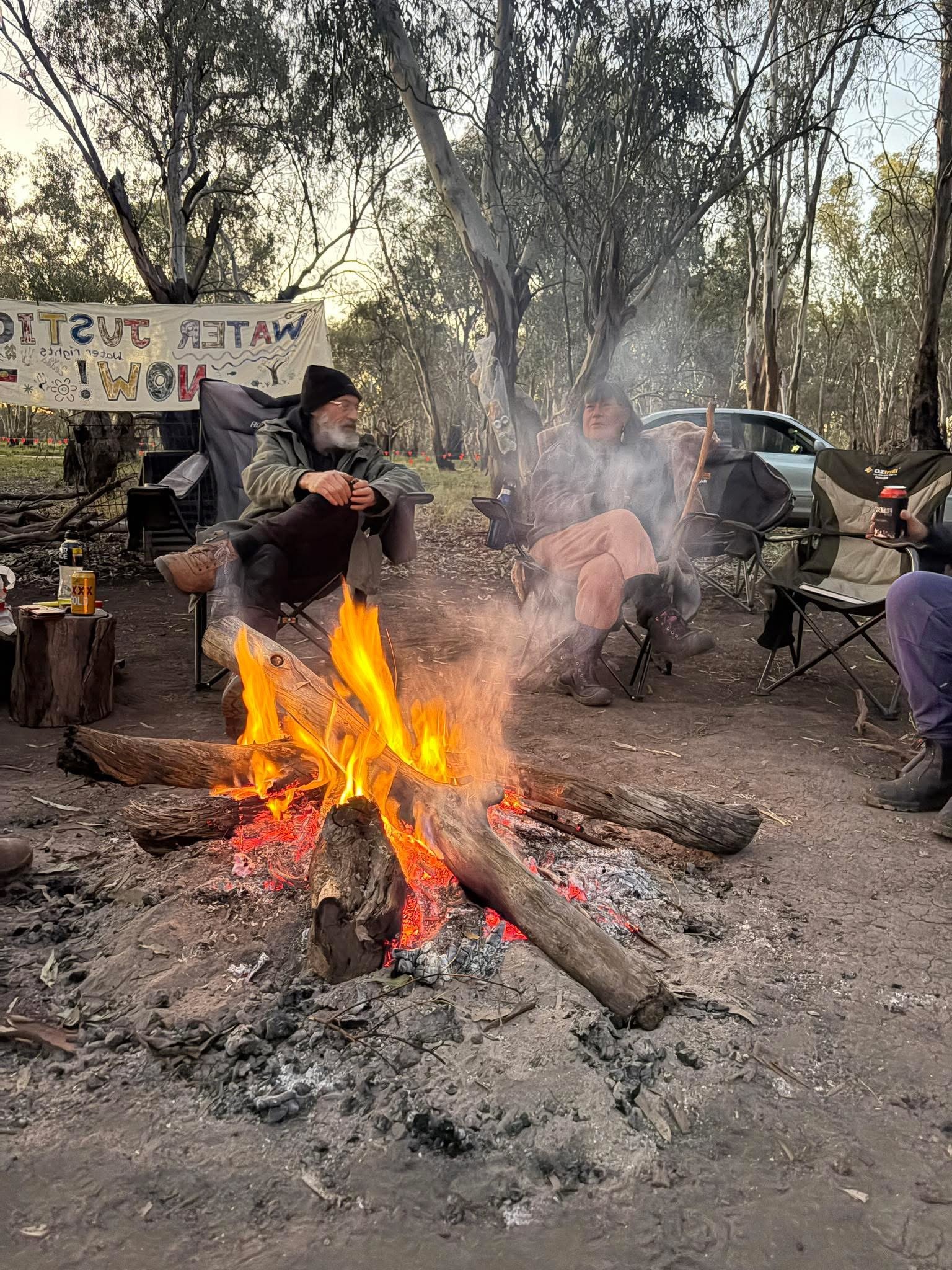 Friends of Nyah Vinifera Park blockade campaign photo, 4 of 8