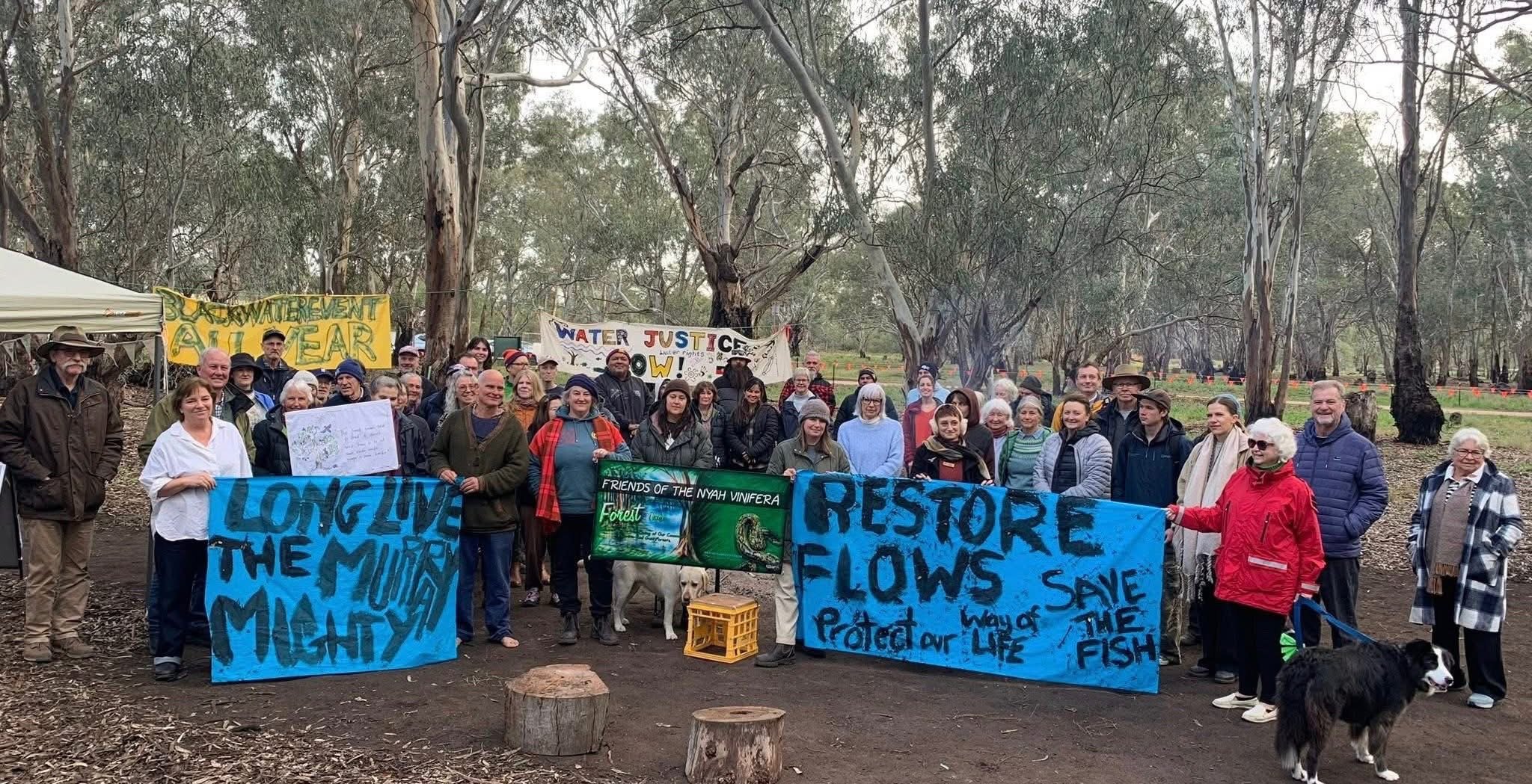 Friends of Nyah Vinifera Park blockade campaign photo, 6 of 8