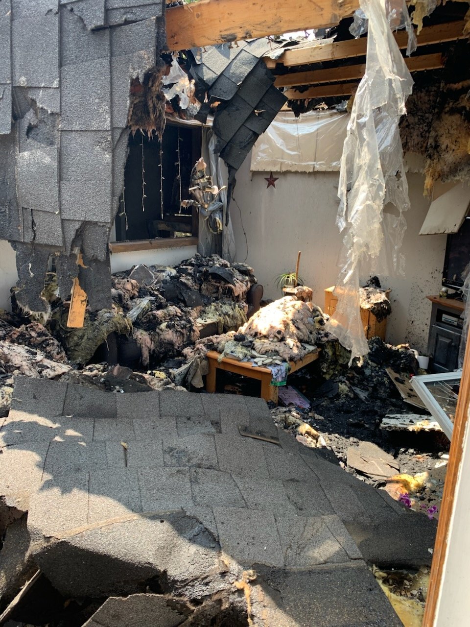 Support Helen & Bryan Gelyk after Tragic House Fire campaign photo, 6 of 8