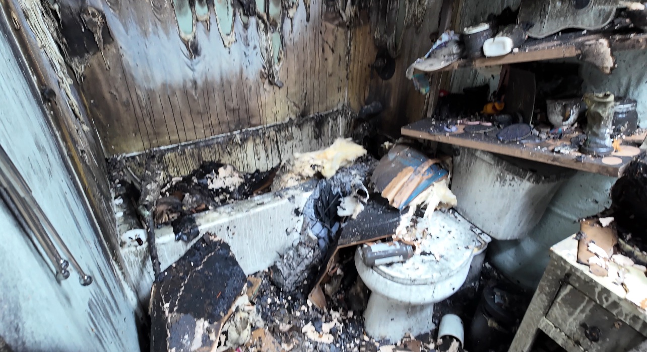 Help Darlene and Jesse Rebuild After House Fire campaign photo, 5 of 8