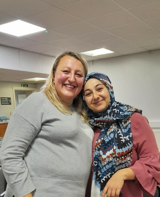 Sponsor a refugee student to learn English campaign photo, 2 of 5