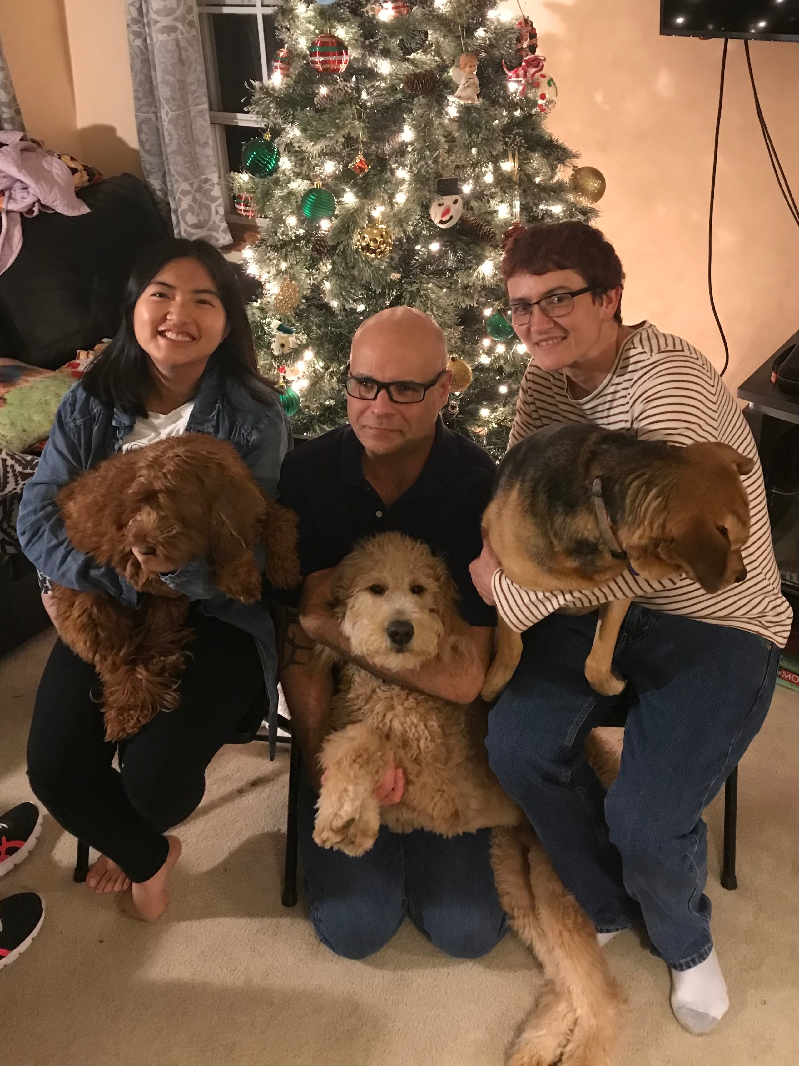 Keep Aeon's Family and Their Dogs Safe at Home campaign photo, 7 of 8
