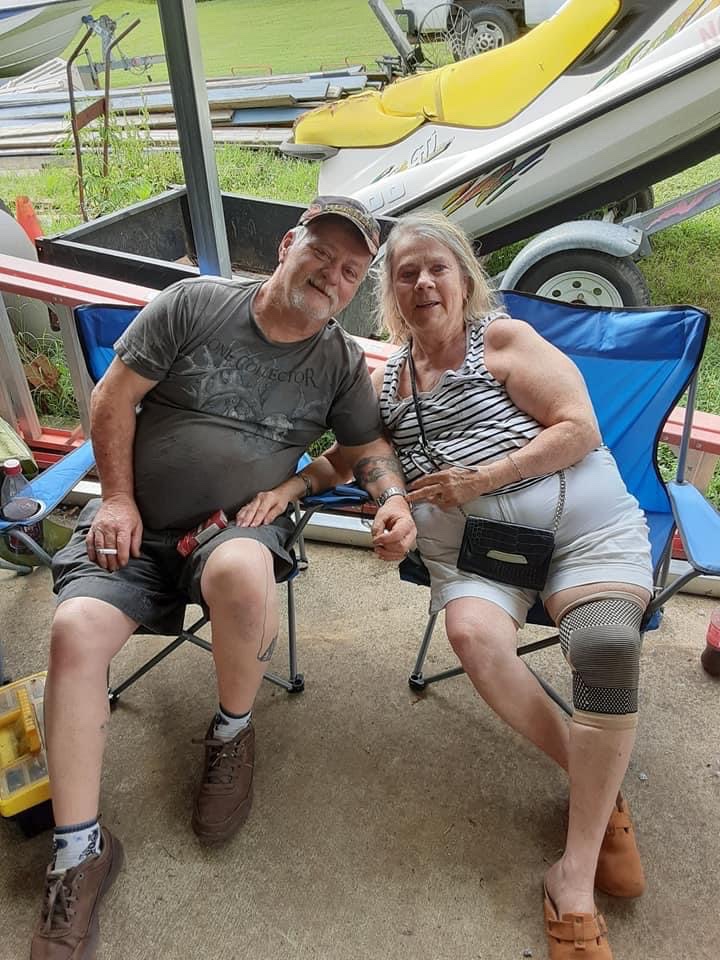 Paula Higdon  Help Tina Hunter with Funeral Expenses gofundme donation