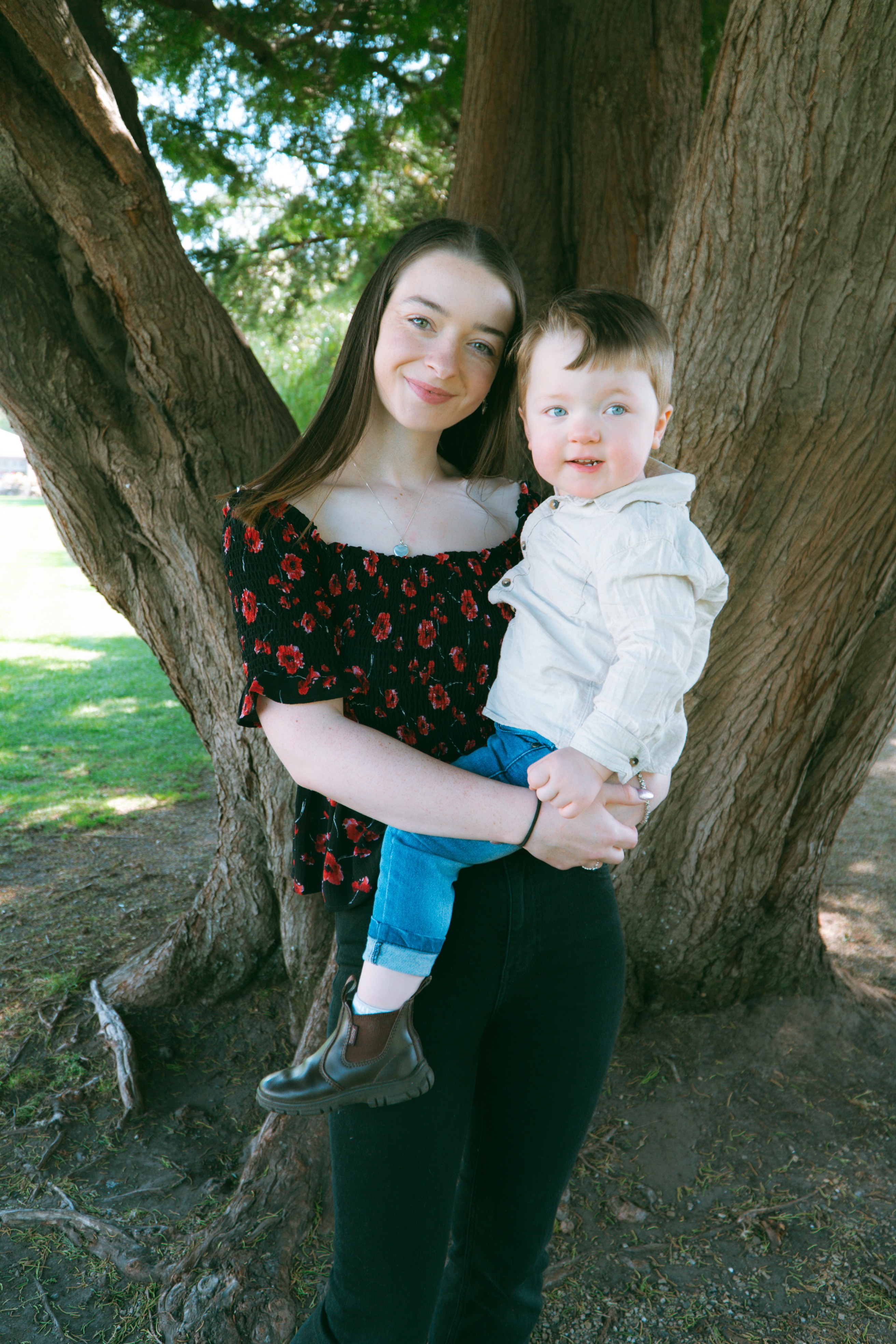 help a young single mum rebuild after having car stolen campaign photo, 5 of 6