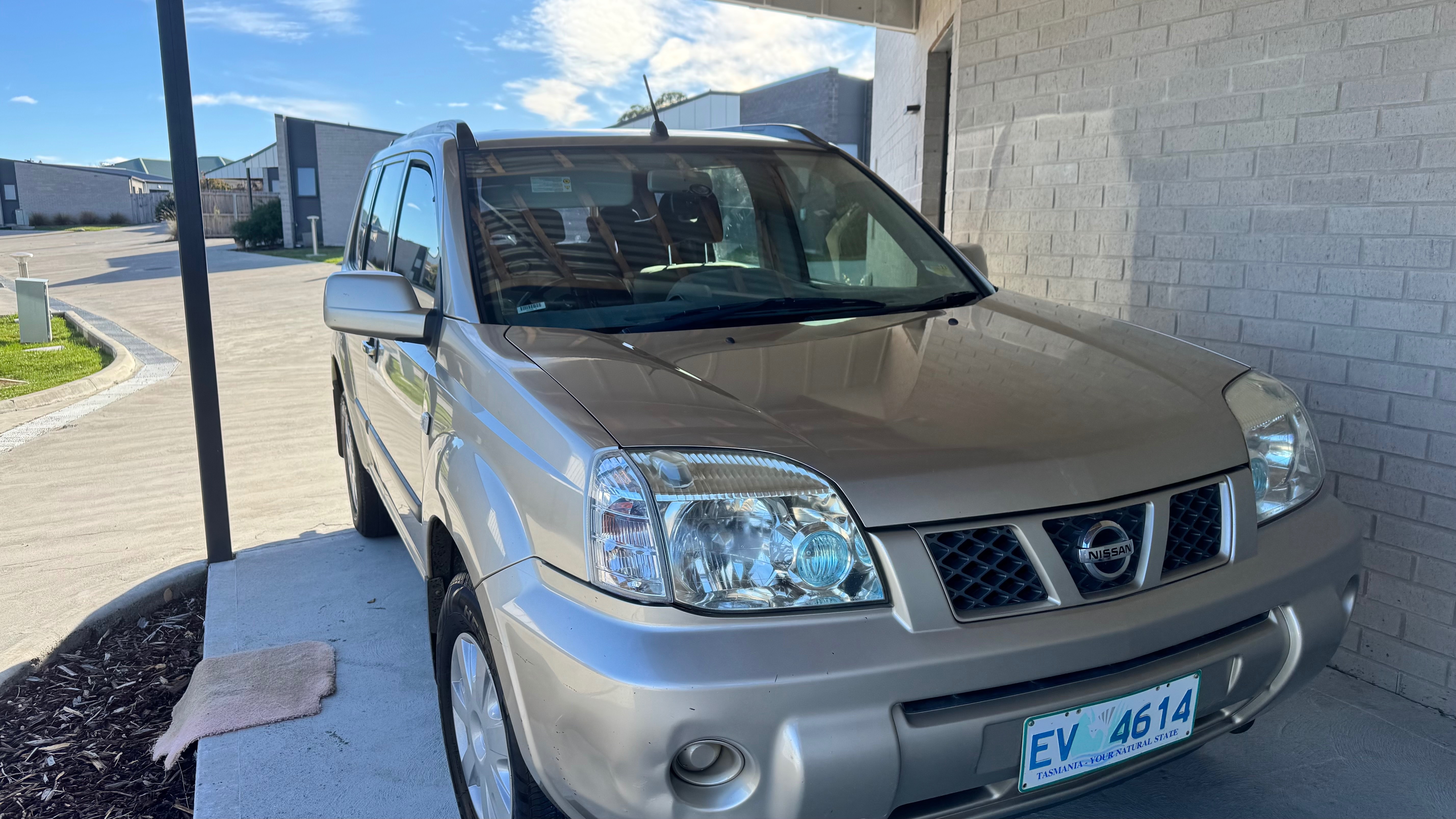 help a young single mum rebuild after having car stolen campaign photo, 4 of 6