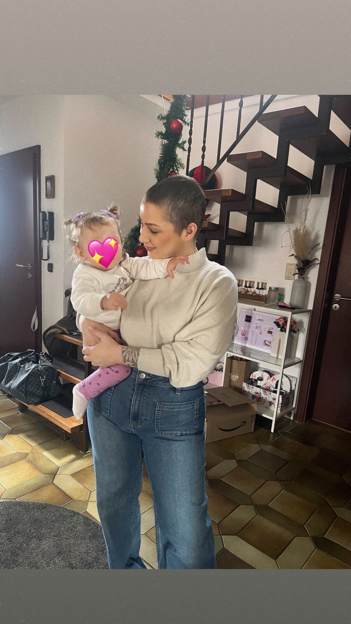 Hilf einer jungen Mama im Kampf gegen den Krebs campaign photo, 2 of 4