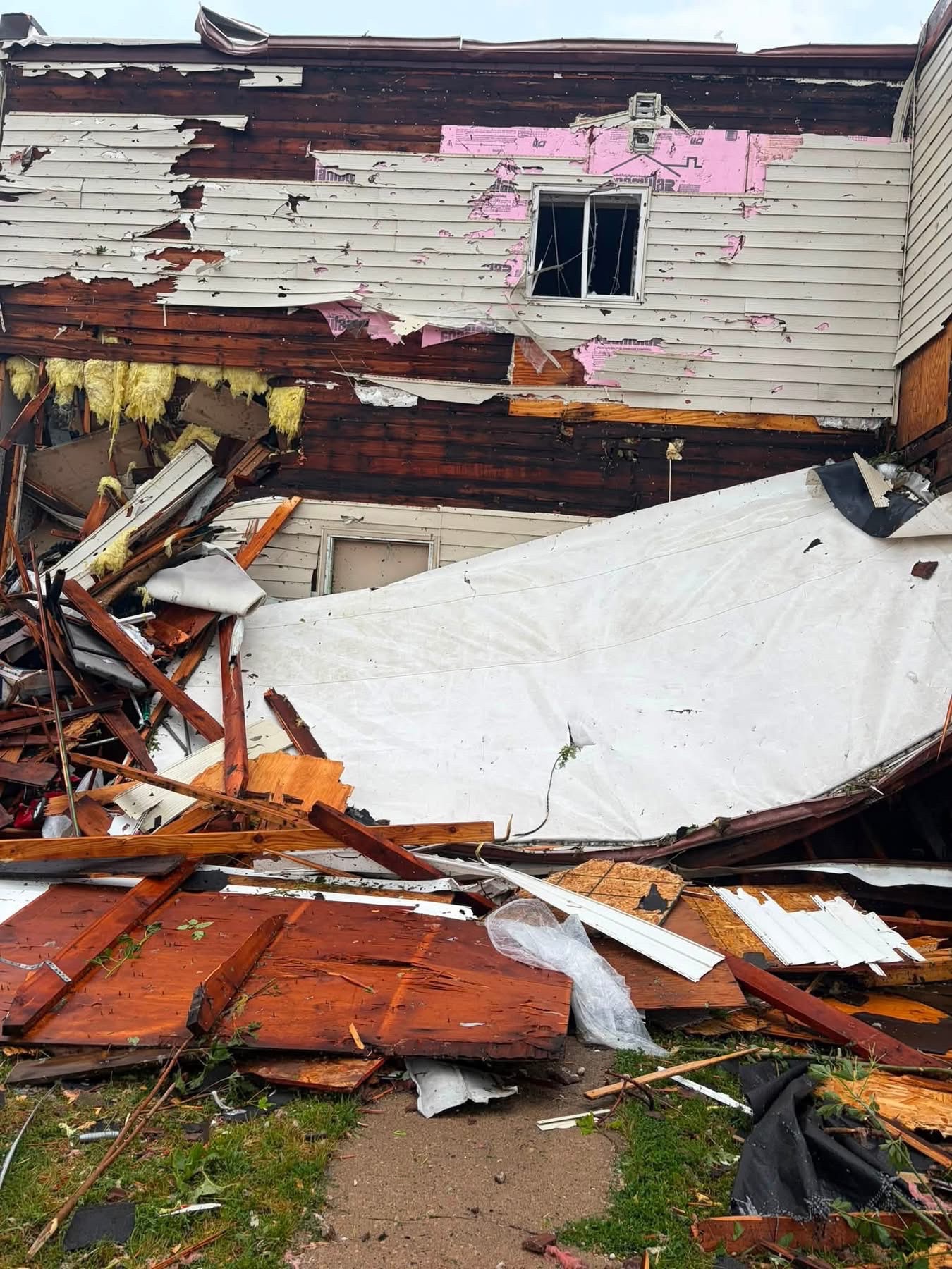 Help Marie and Her Kids Rebuild After the Storm campaign photo, 4 of 5