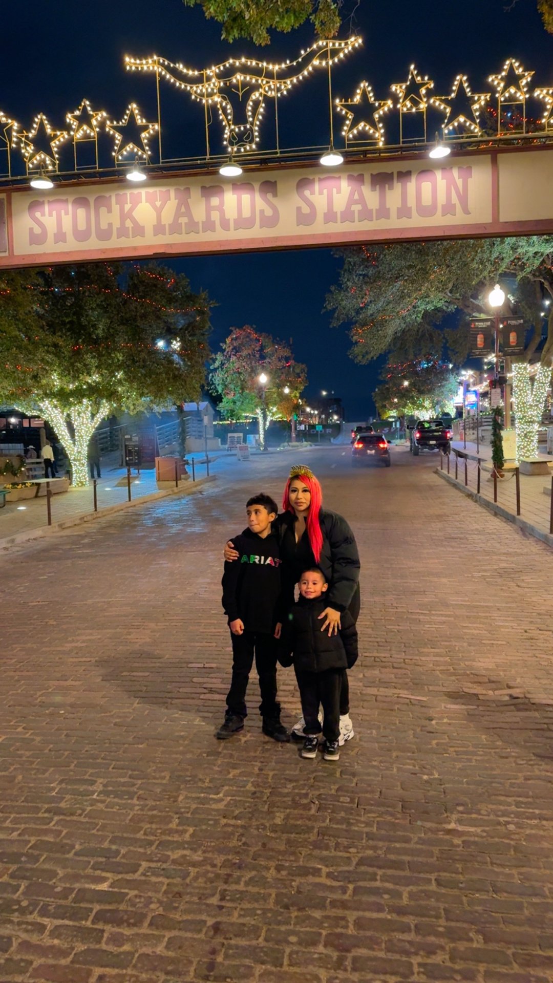 Help Jazmin fight stage 4 cancer campaign photo, 5 of 6