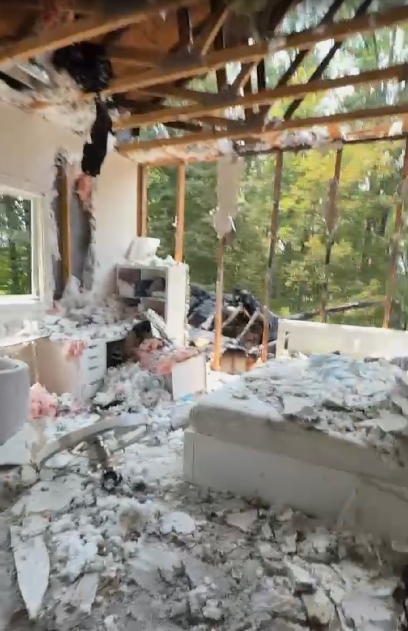 Help the Choi - Lee Family Rebuild After House Fire campaign photo, 4 of 7